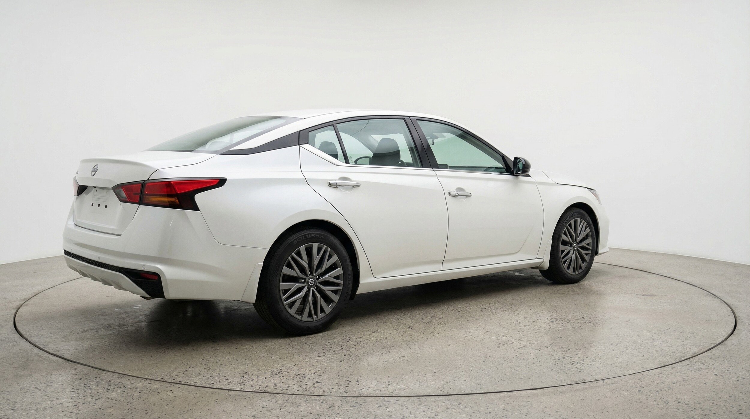 Thumbnail: 2025 Nissan Altima - 9