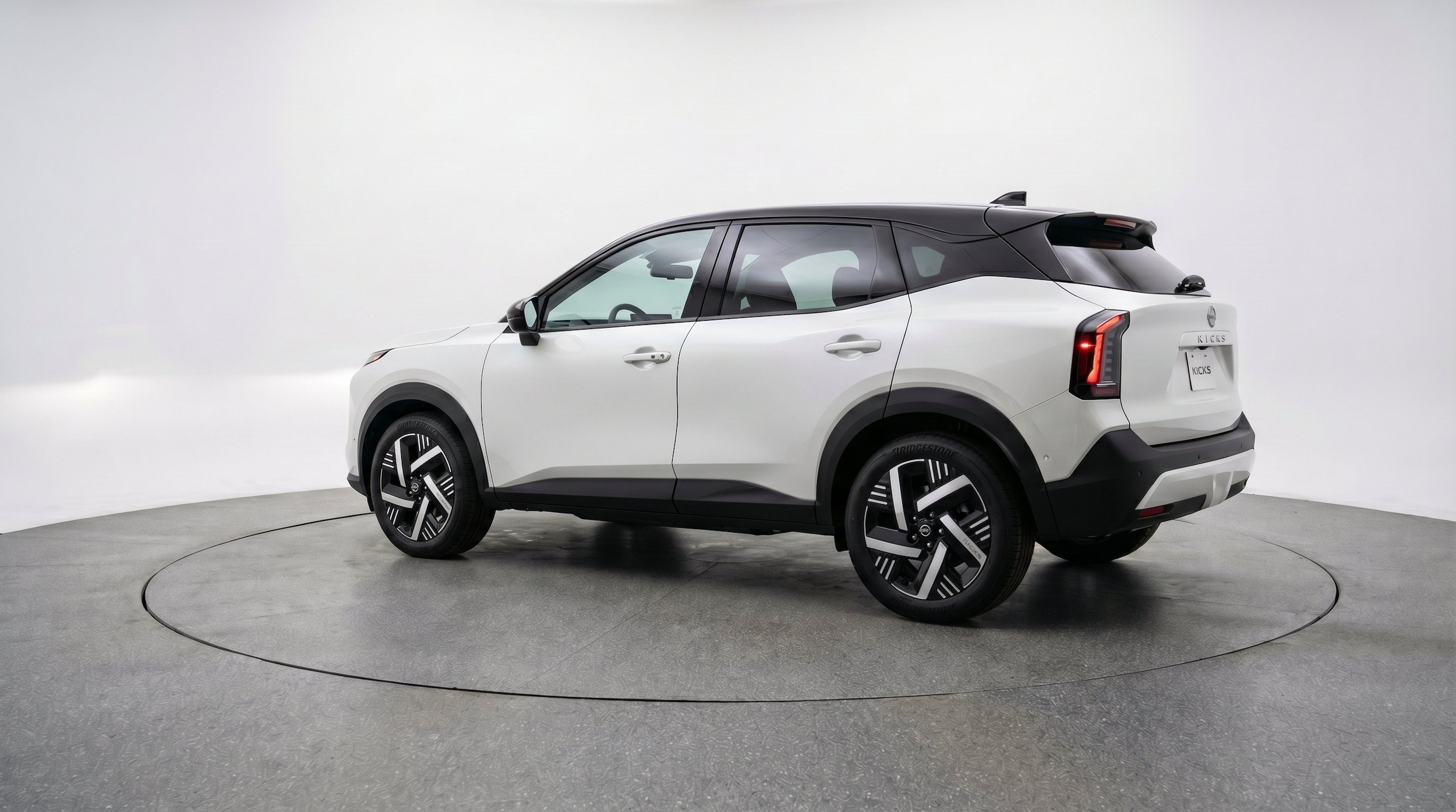 Thumbnail: 2026 Nissan Kicks - 6