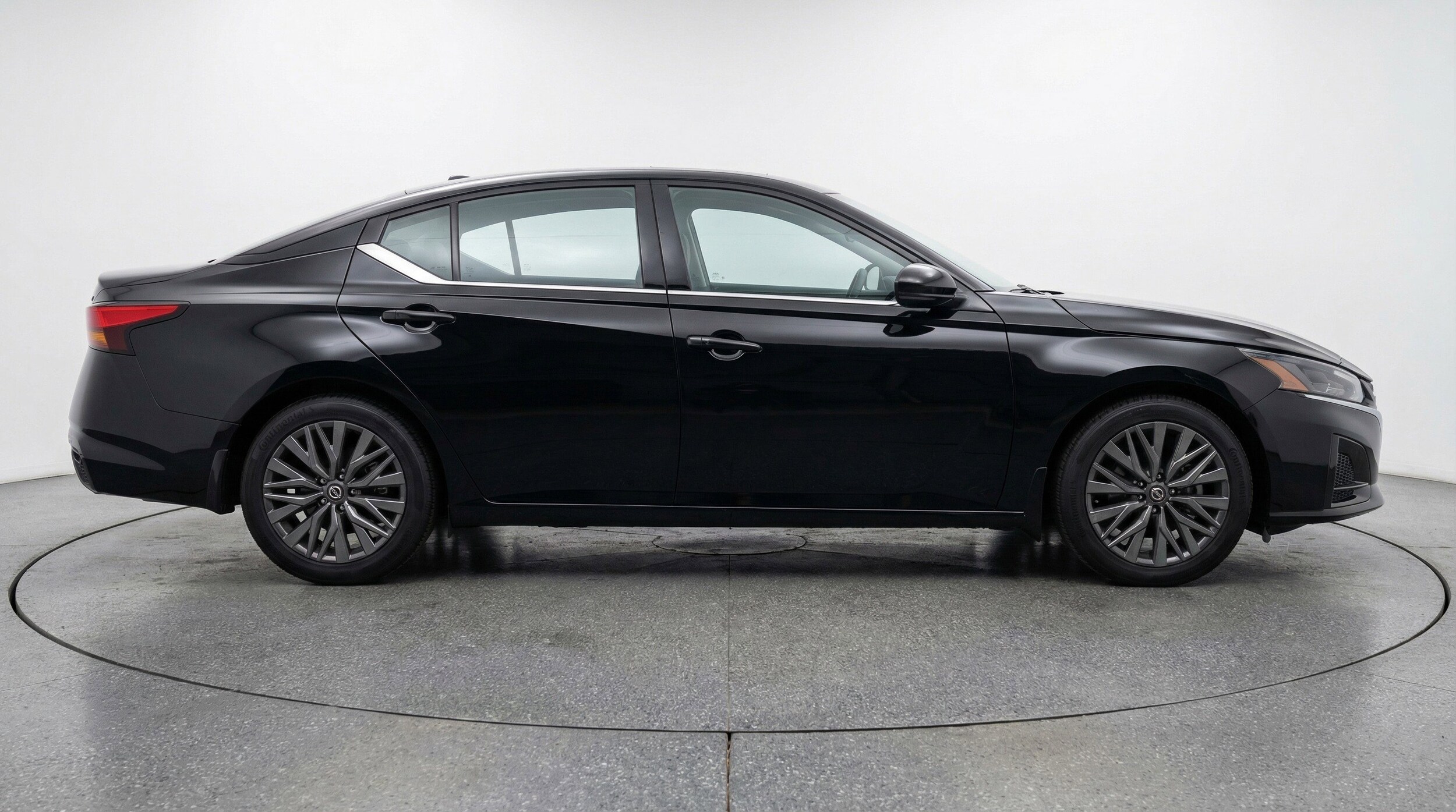 Thumbnail: 2025 Nissan Altima - 11