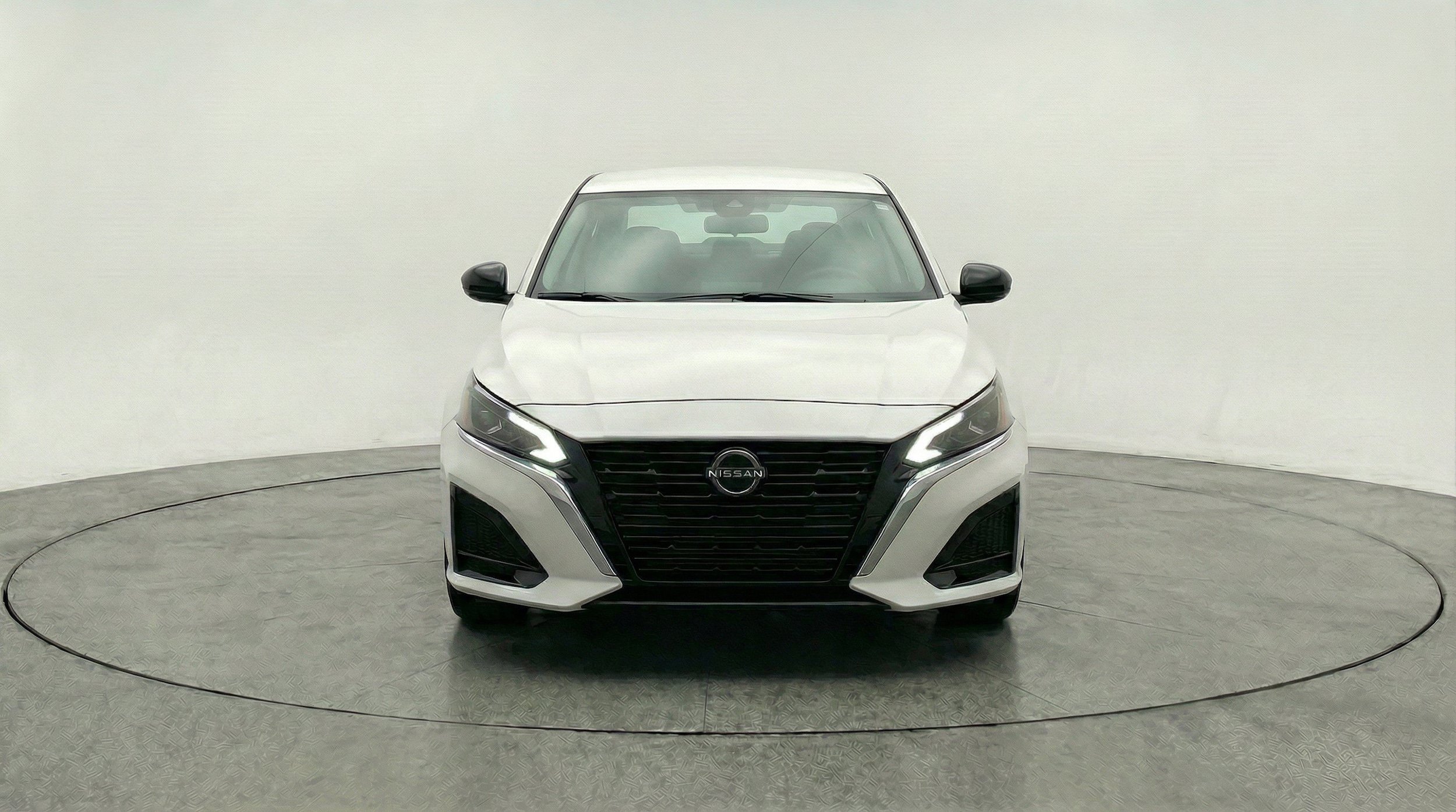 Thumbnail: 2025 Nissan Altima - 2