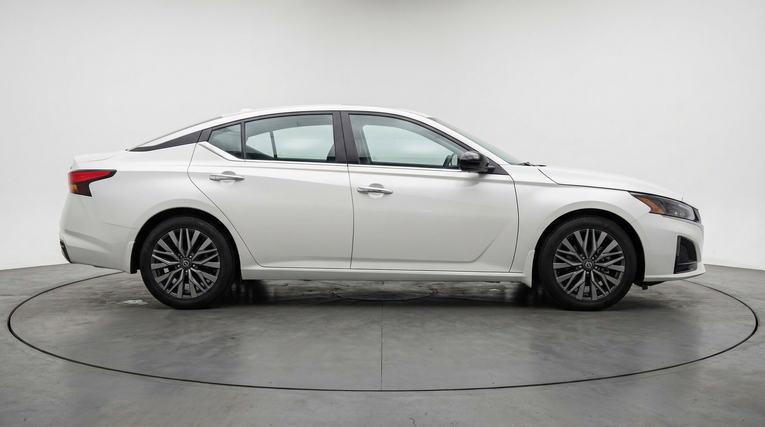 Thumbnail: 2025 Nissan Altima - 11