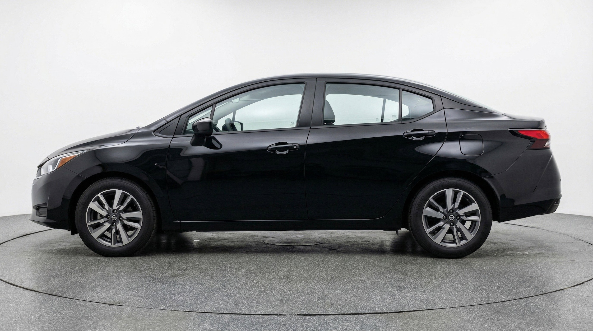 Thumbnail: 2025 Nissan Versa - 5