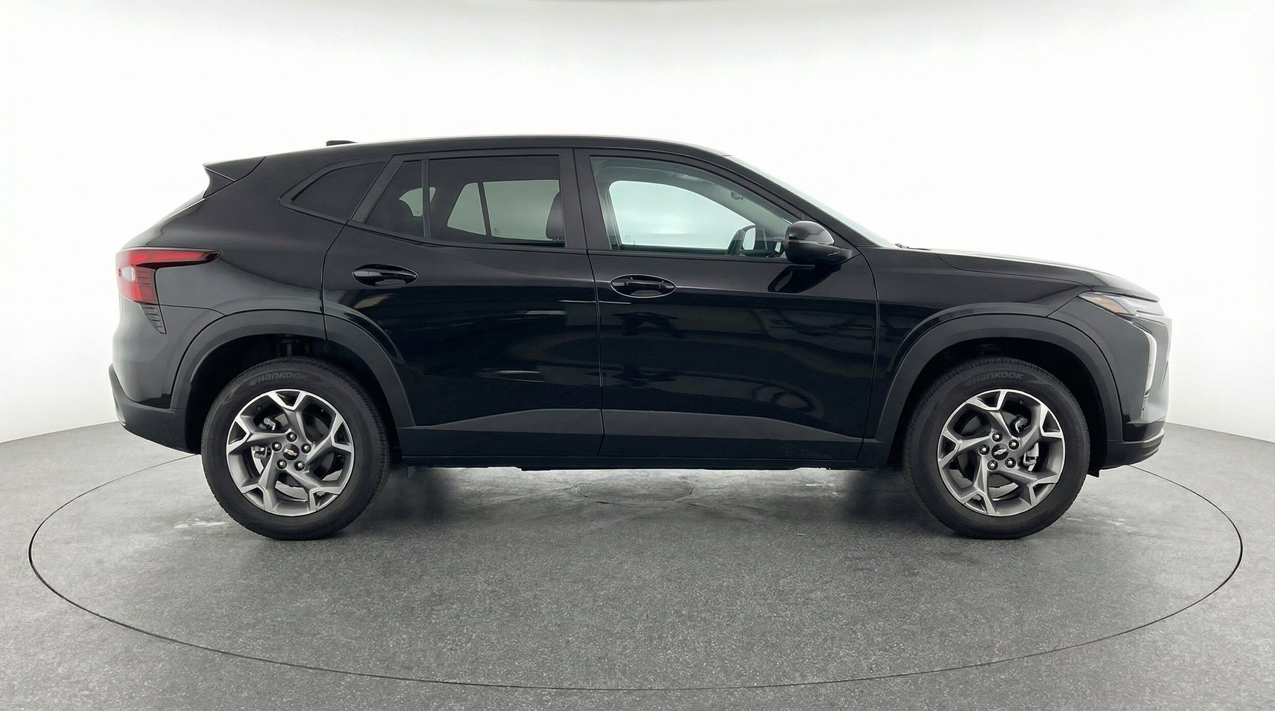 Thumbnail: 2025 Chevrolet Trax - 11