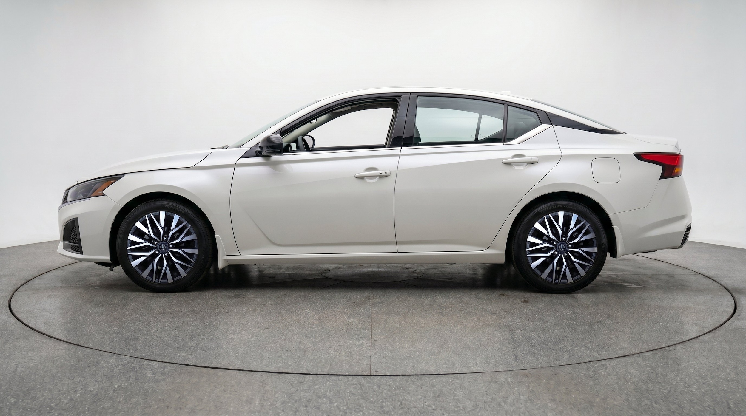 Thumbnail: 2026 Nissan Altima - 5