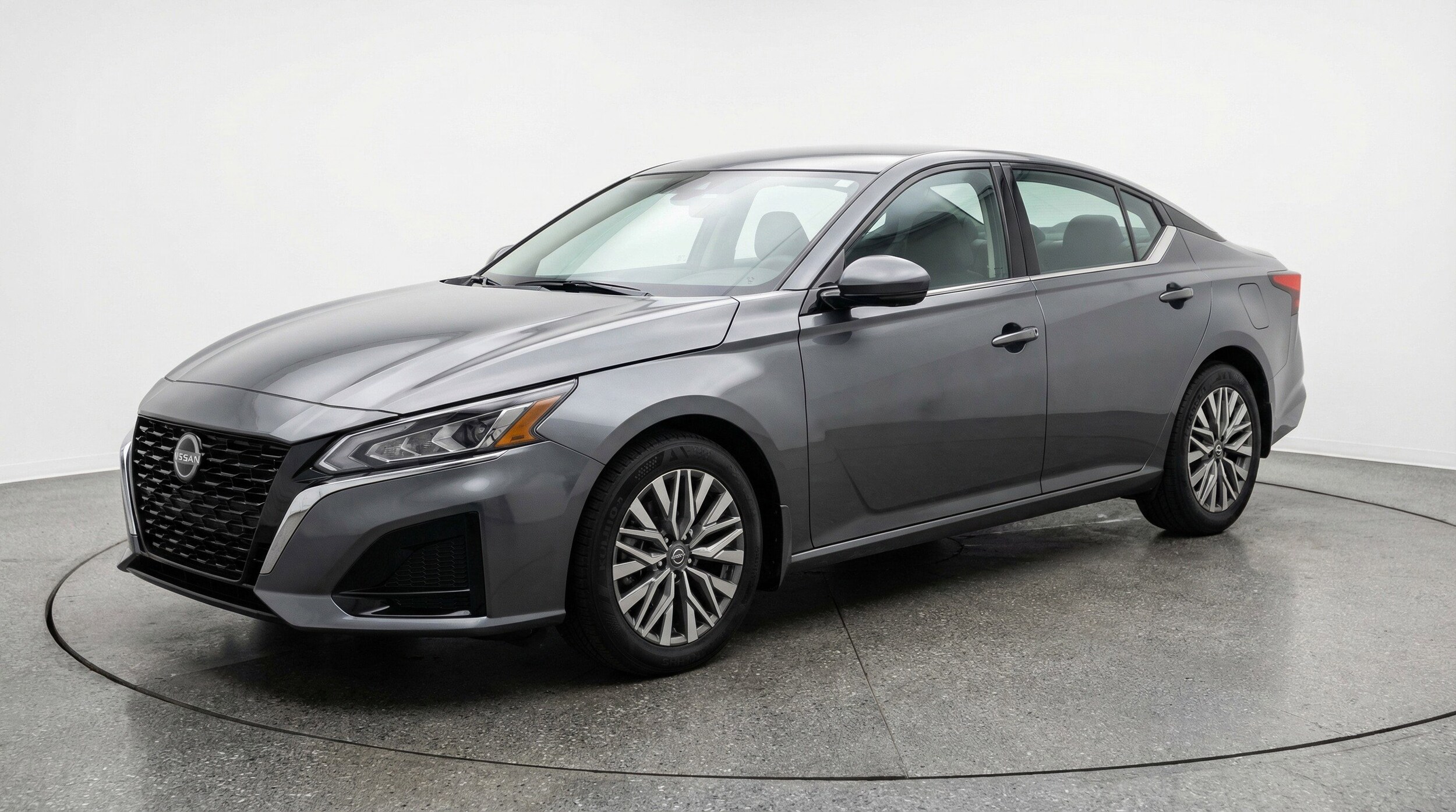 Thumbnail: 2025 Nissan Altima - 3