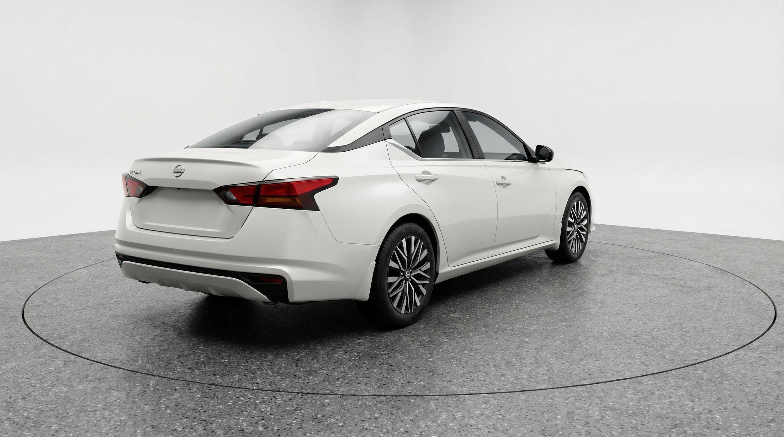 Thumbnail: 2025 Nissan Altima - 9