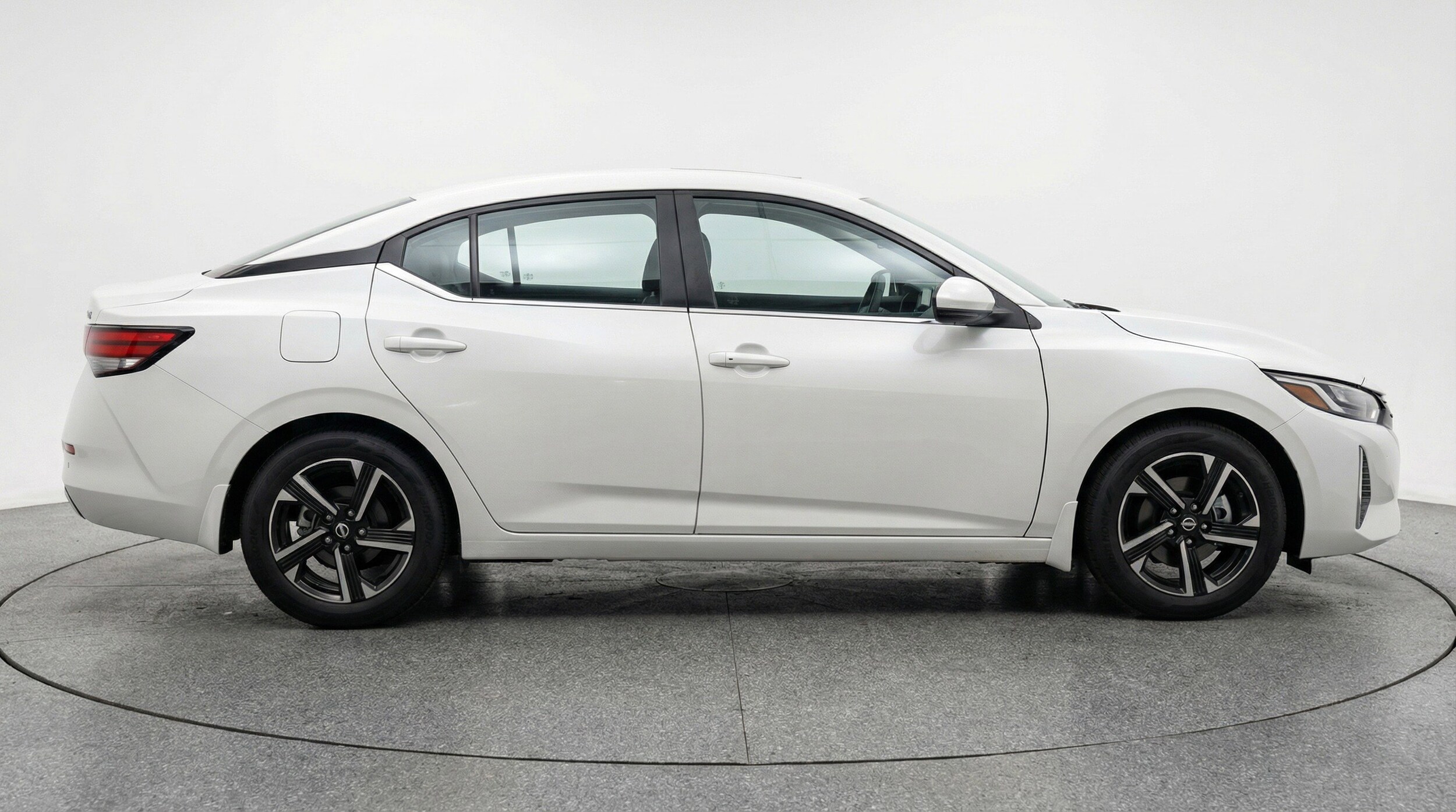 Thumbnail: 2025 Nissan Sentra - 11