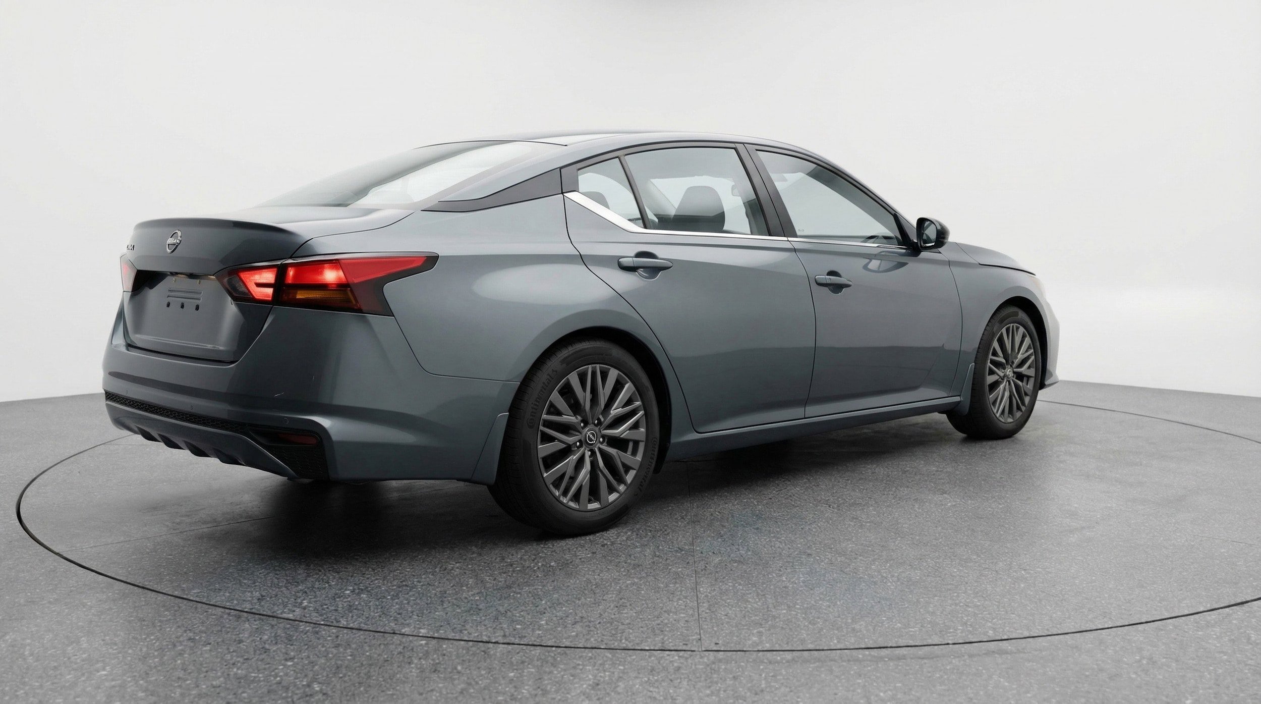 Thumbnail: 2025 Nissan Altima - 9