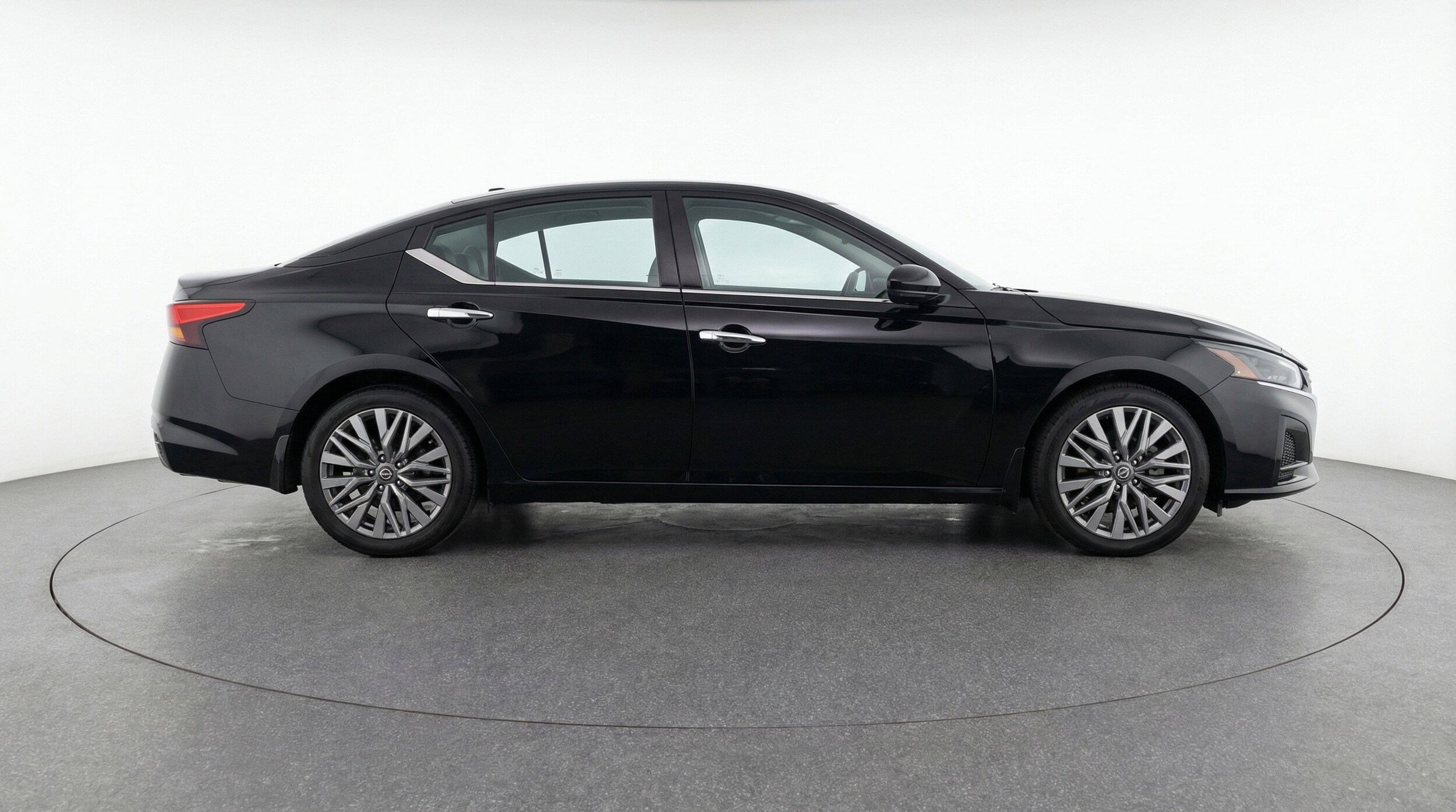 Thumbnail: 2025 Nissan Altima - 11