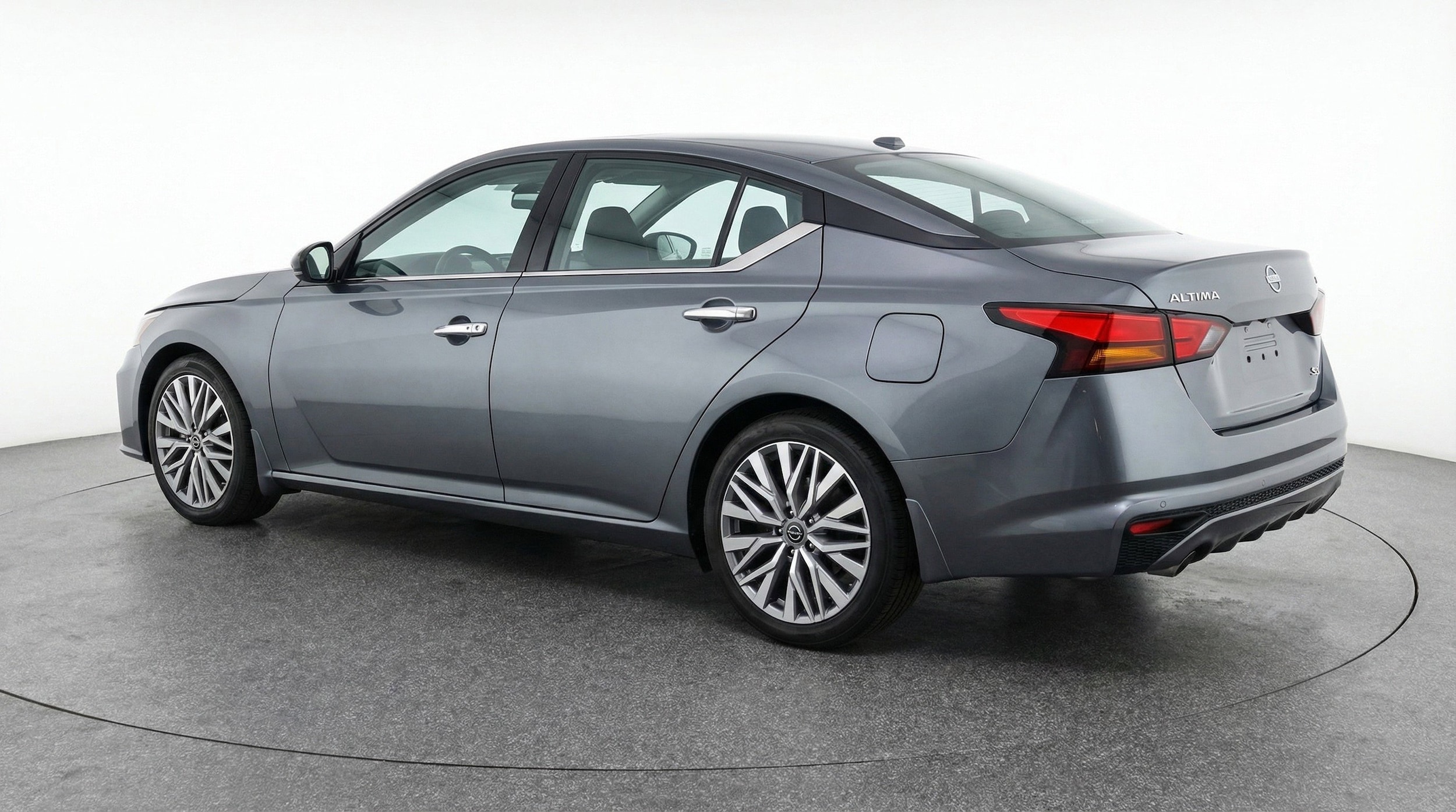 Thumbnail: 2025 Nissan Altima - 6