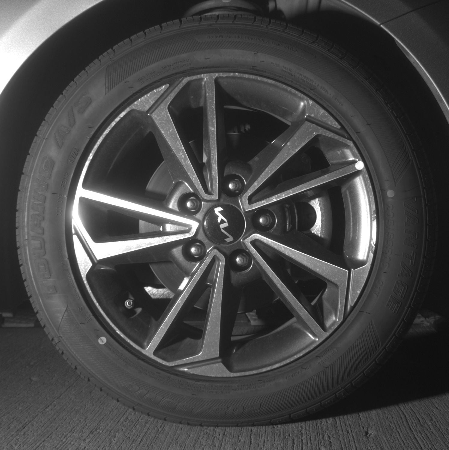 Thumbnail: 2023 Kia Forte - 10