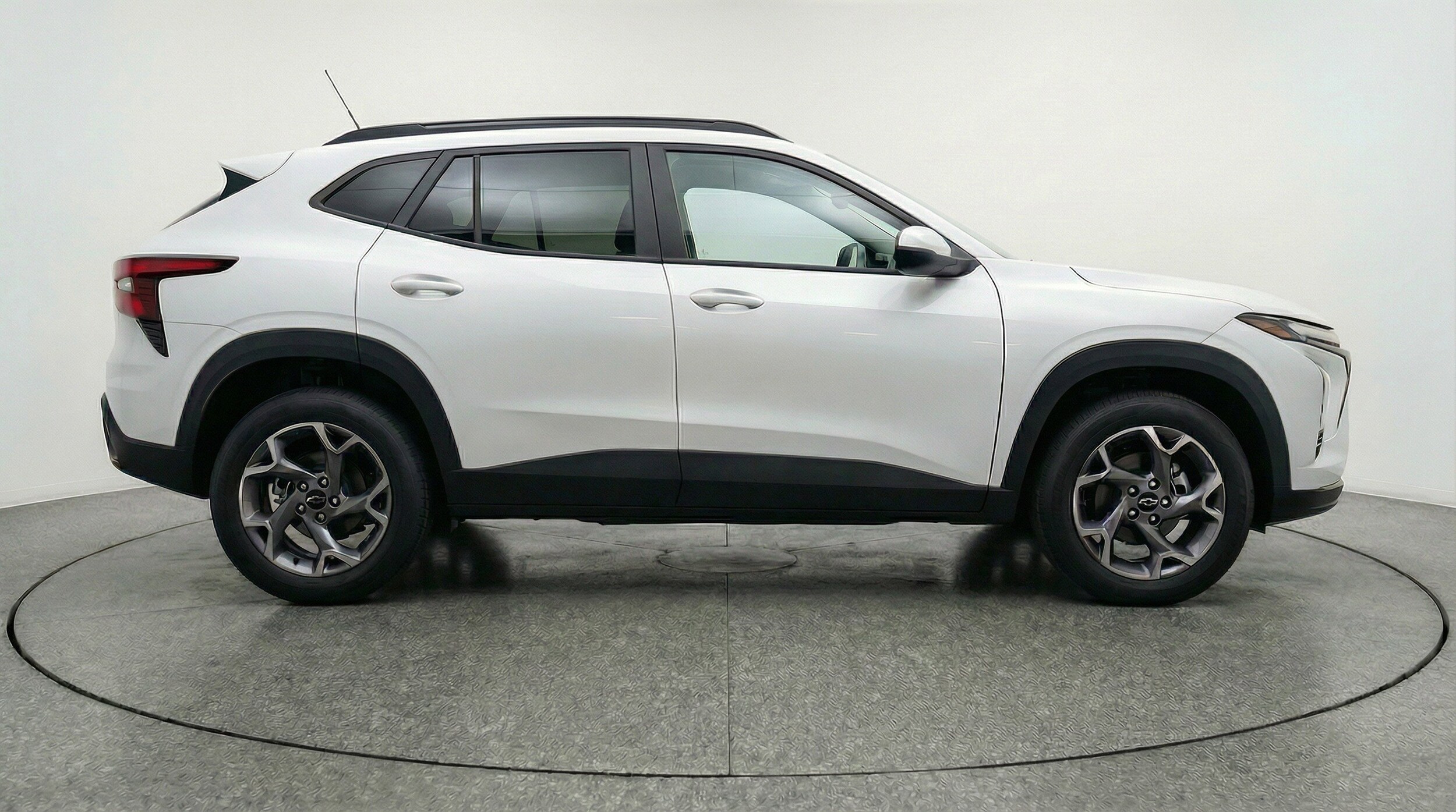 Thumbnail: 2025 Chevrolet Trax - 11