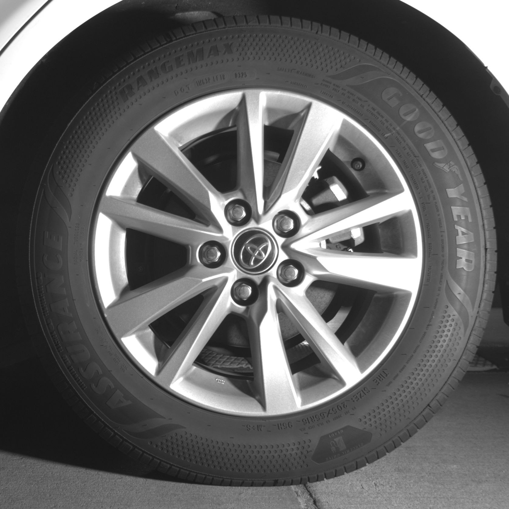 Thumbnail: 2025 Toyota Camry - 14