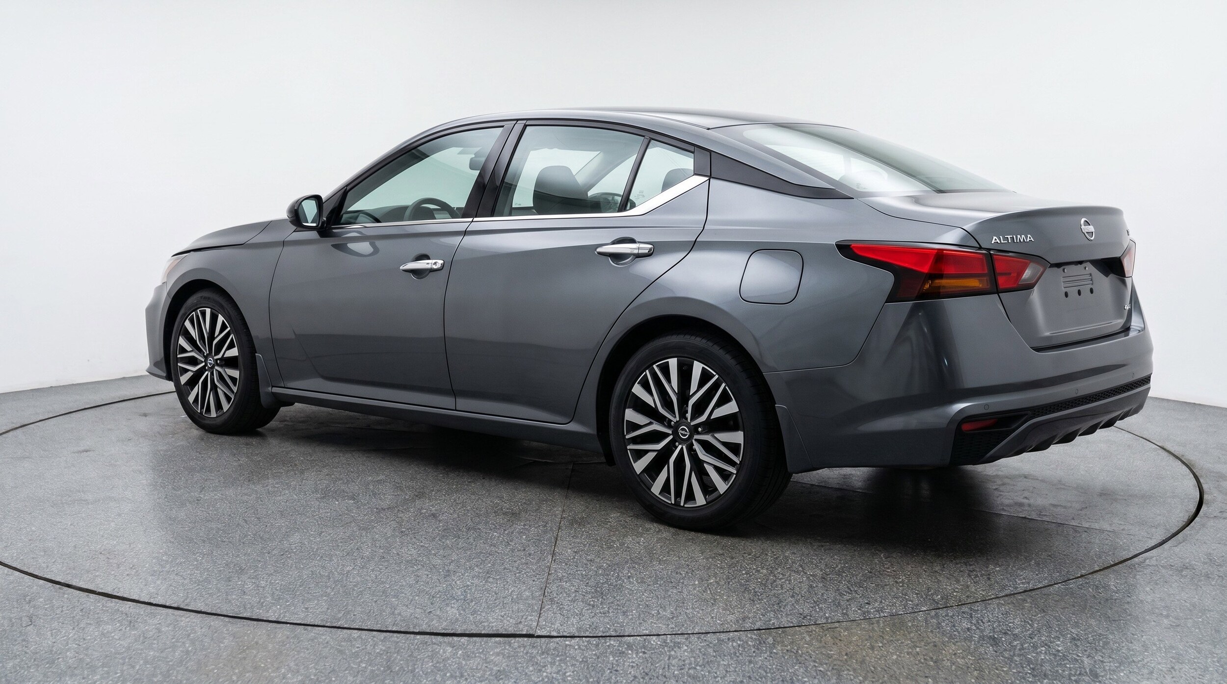 Thumbnail: 2025 Nissan Altima - 6