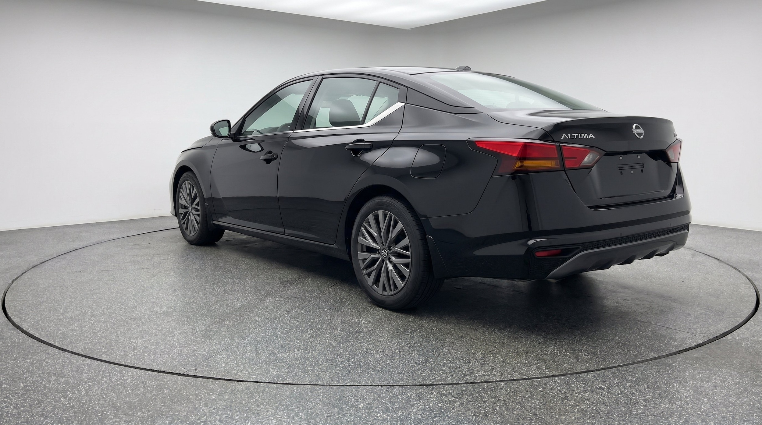 Thumbnail: 2026 Nissan Altima - 6