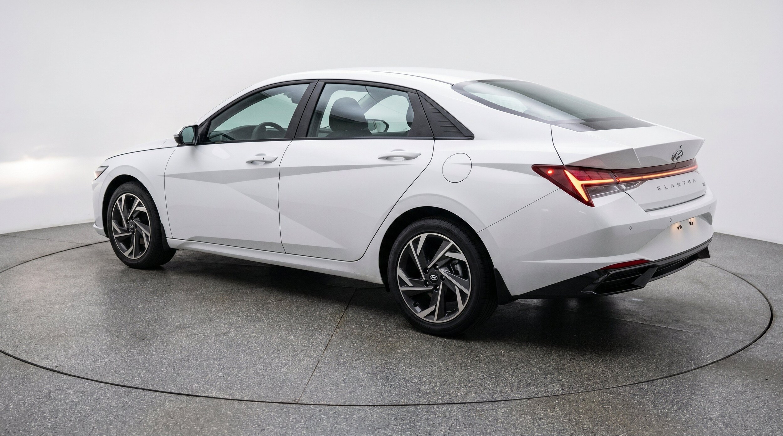 Thumbnail: 2025 Hyundai Elantra - 6