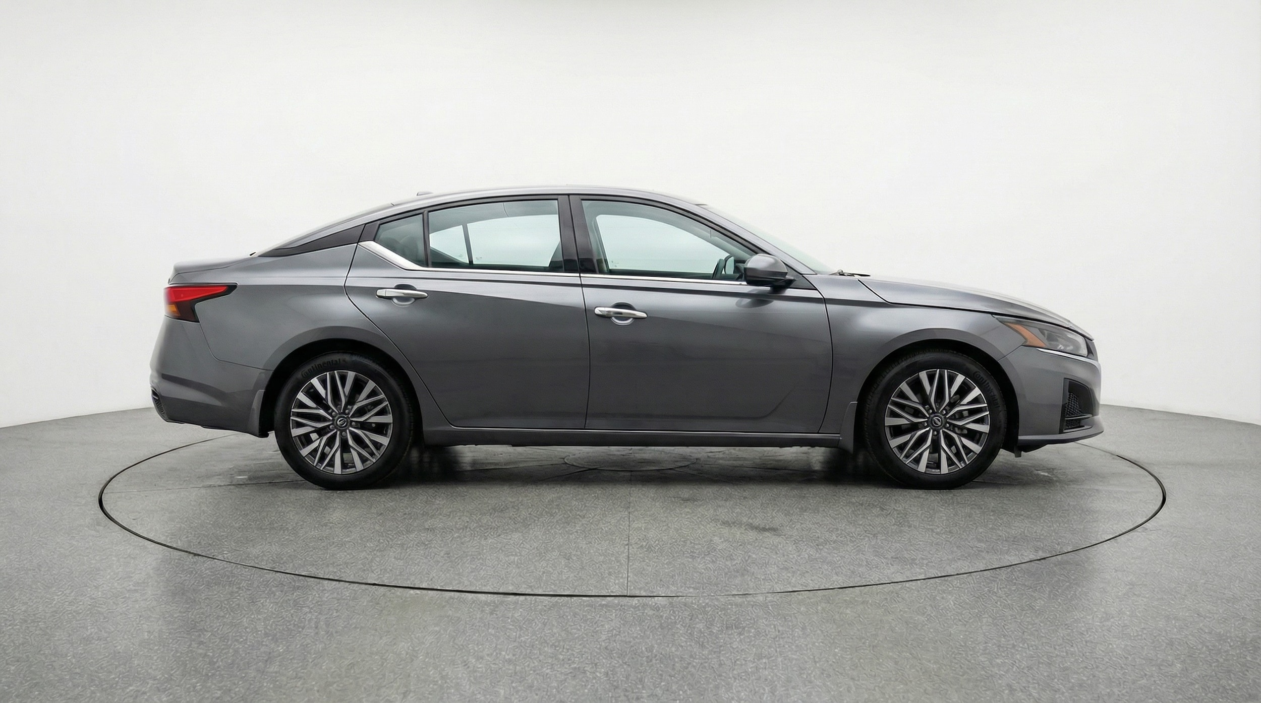 Thumbnail: 2025 Nissan Altima - 8