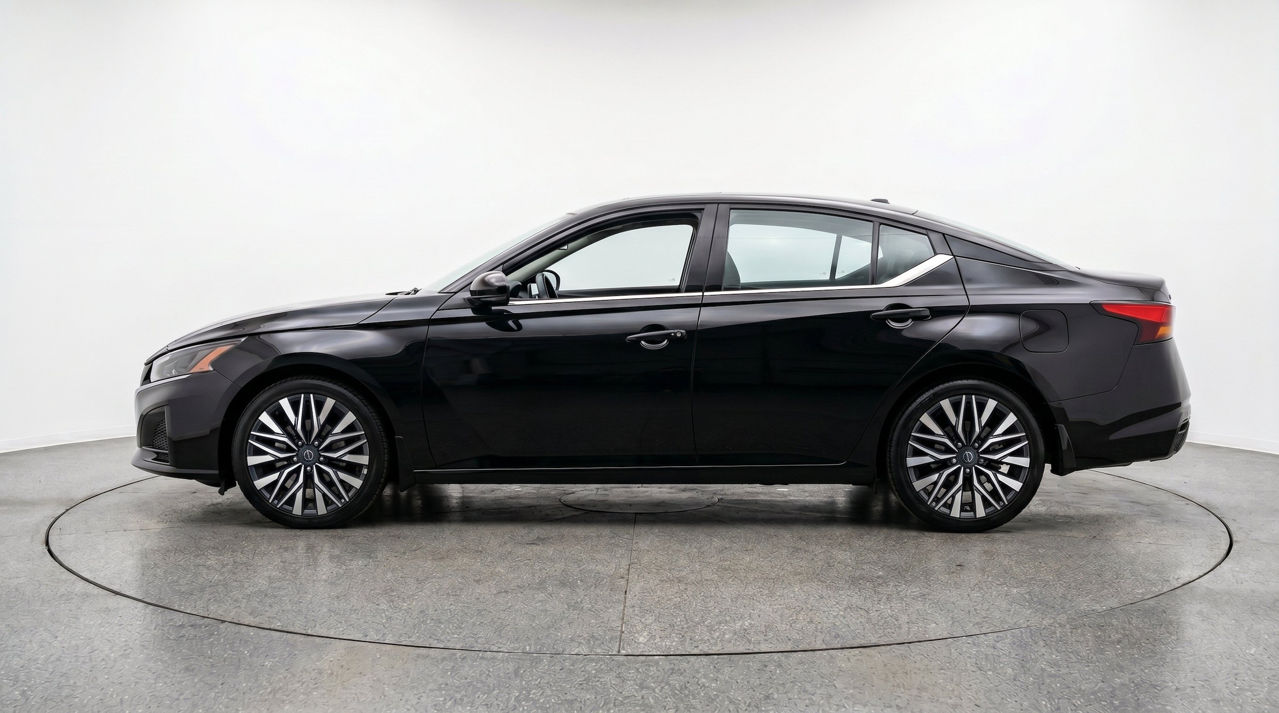 Thumbnail: 2026 Nissan Altima - 5