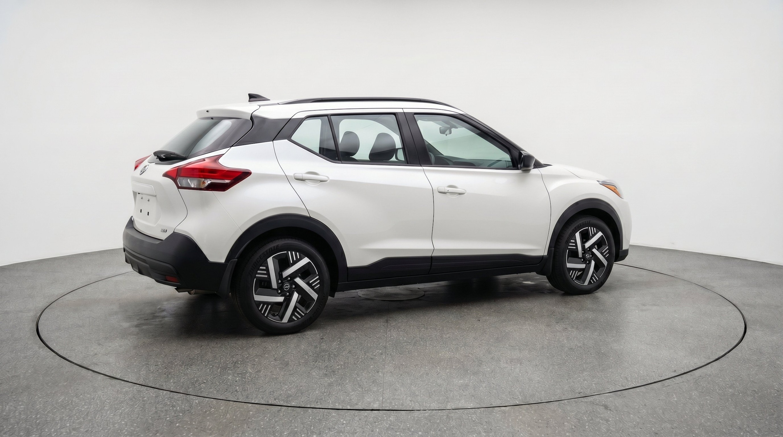 Thumbnail: 2026 Nissan Kicks - 9