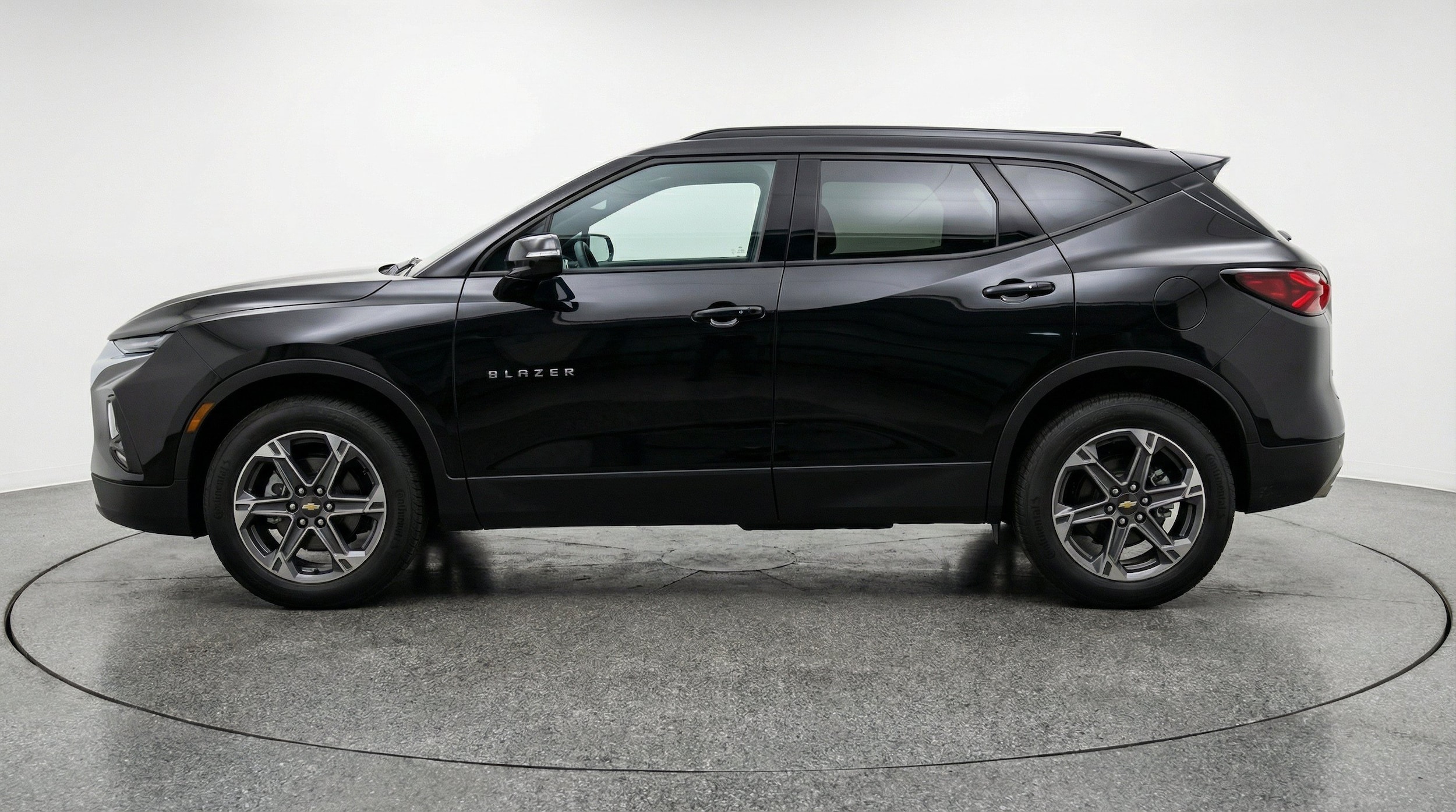 Thumbnail: 2025 Chevrolet Blazer - 5