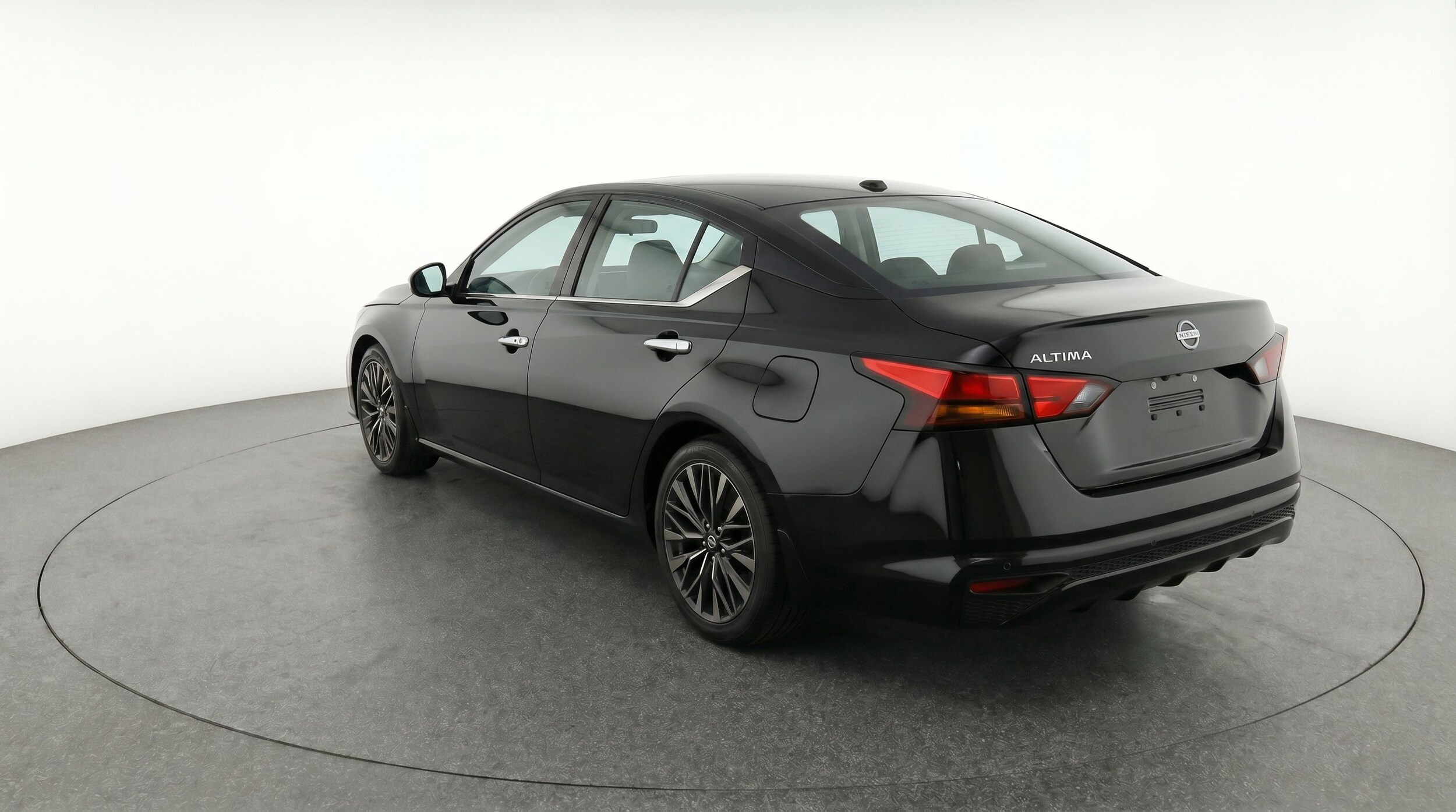 Thumbnail: 2025 Nissan Altima - 6
