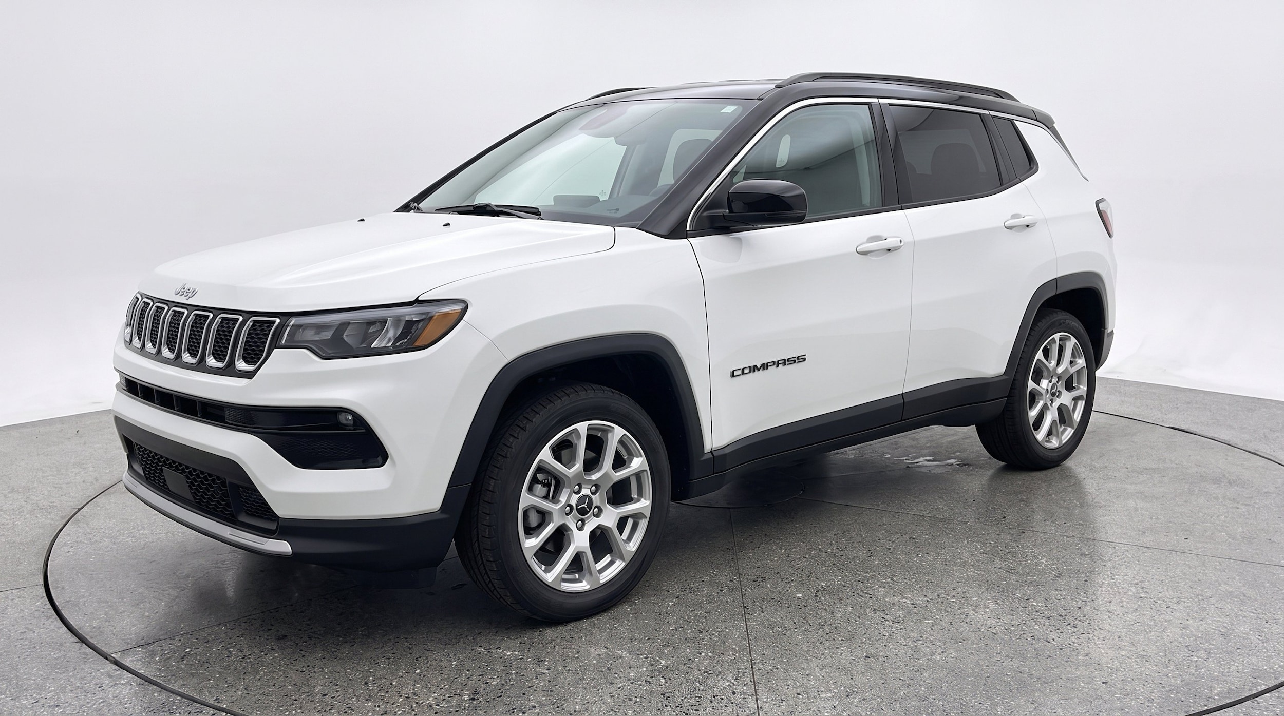 Thumbnail: 2025 Jeep Compass - 3