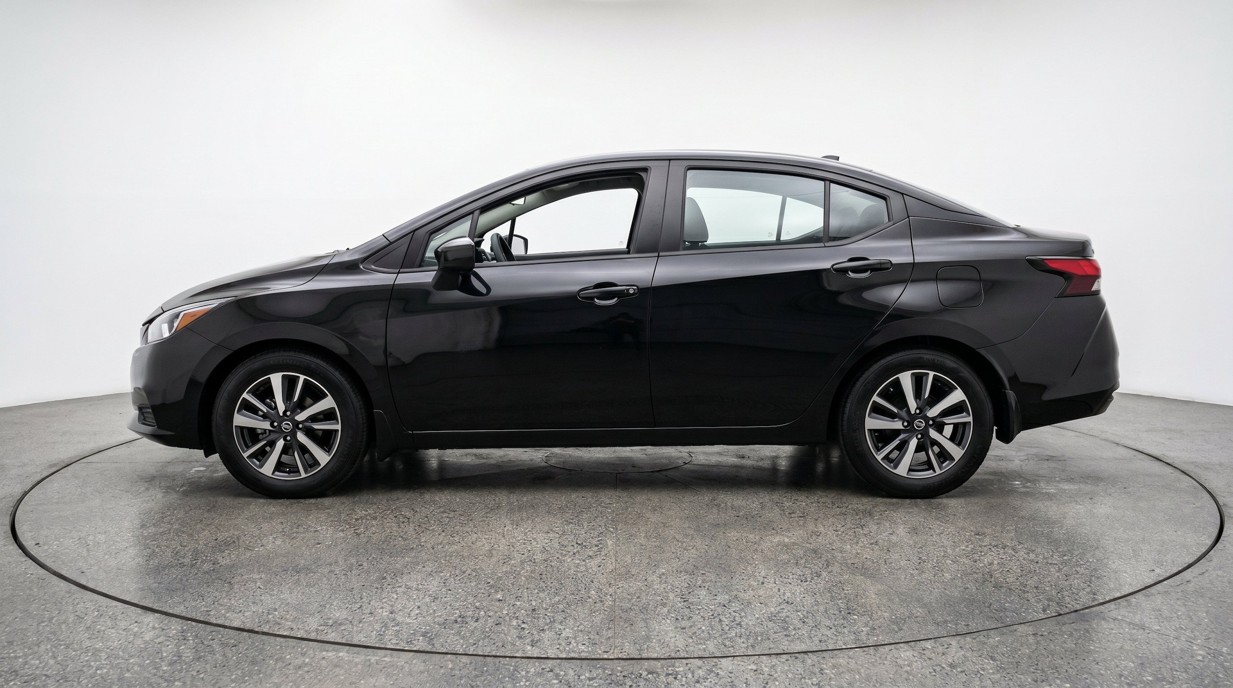 Thumbnail: 2025 Nissan Versa - 5