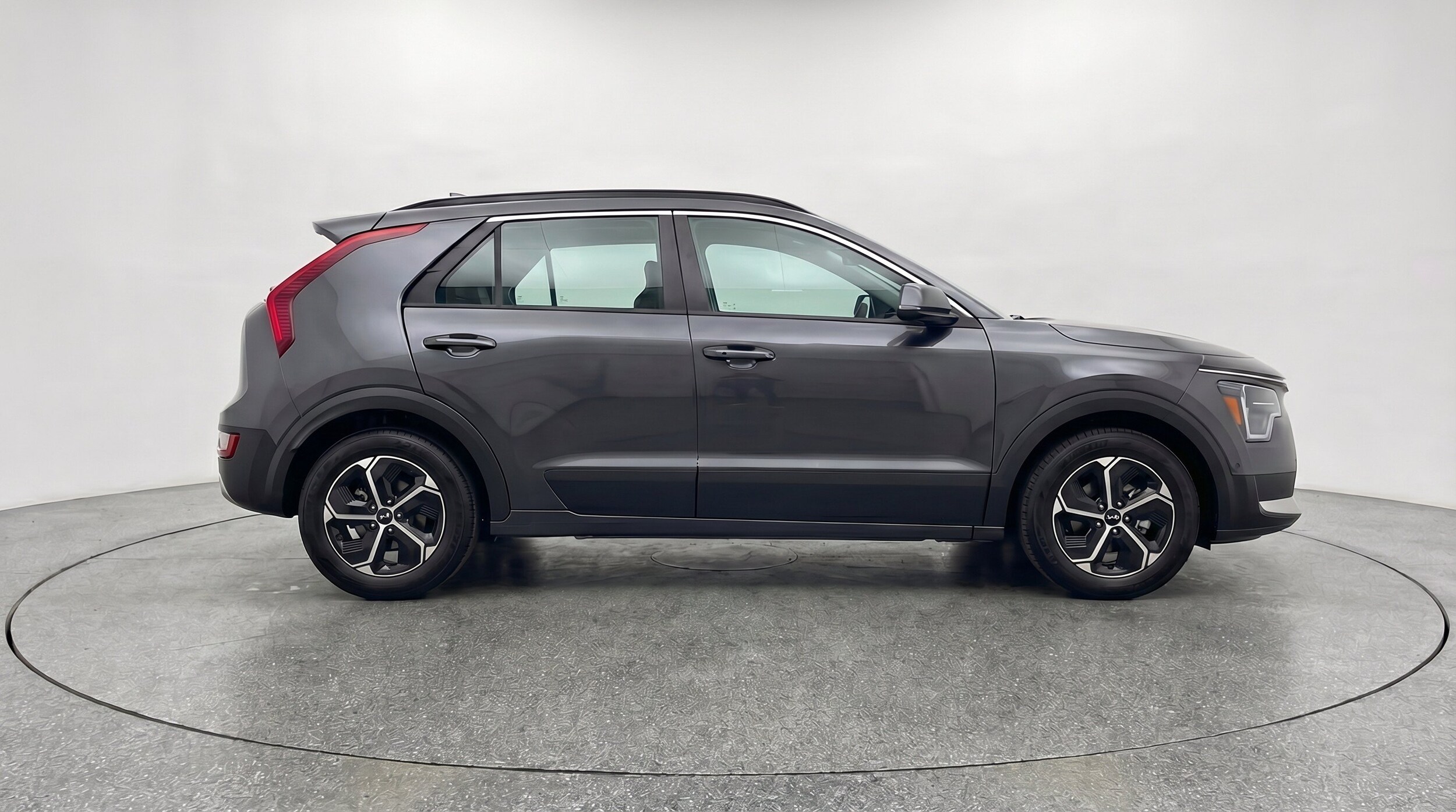 Thumbnail: 2026 Kia Niro - 11