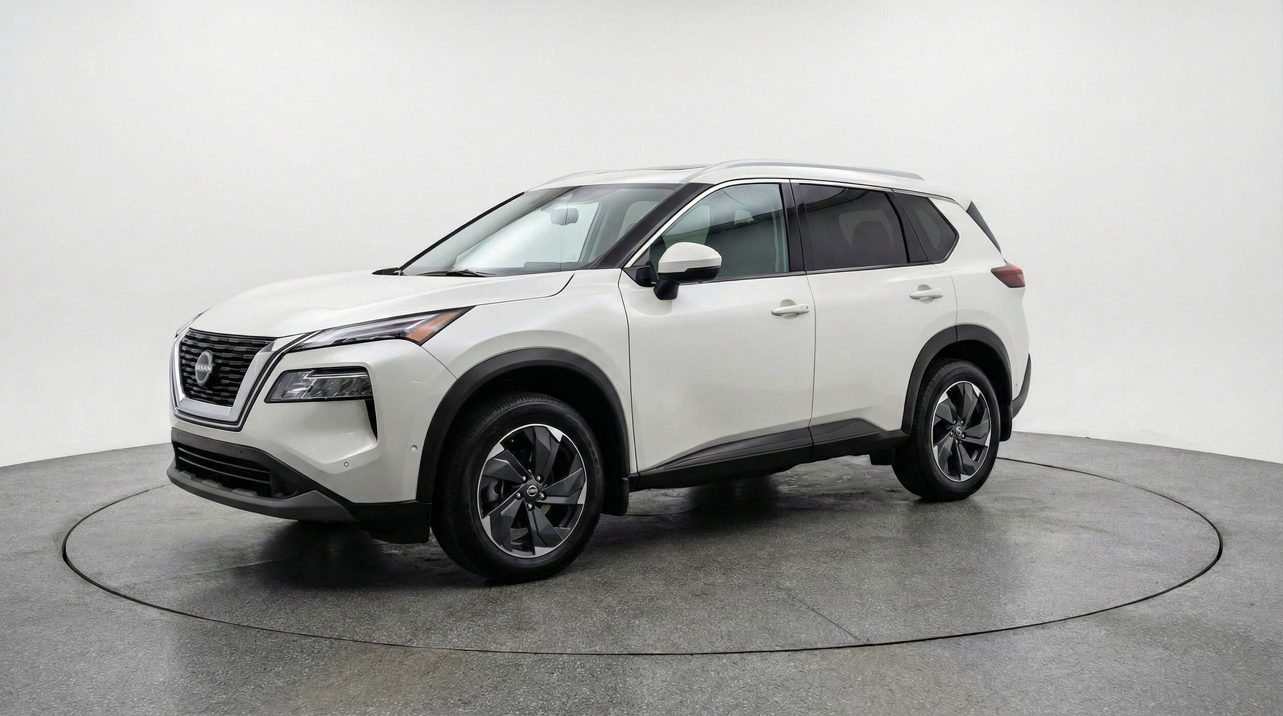 Thumbnail: 2025 Nissan Rogue - 3