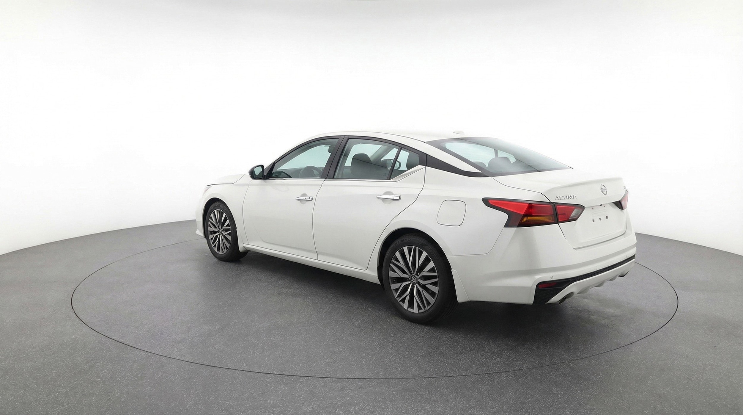 Thumbnail: 2025 Nissan Altima - 6