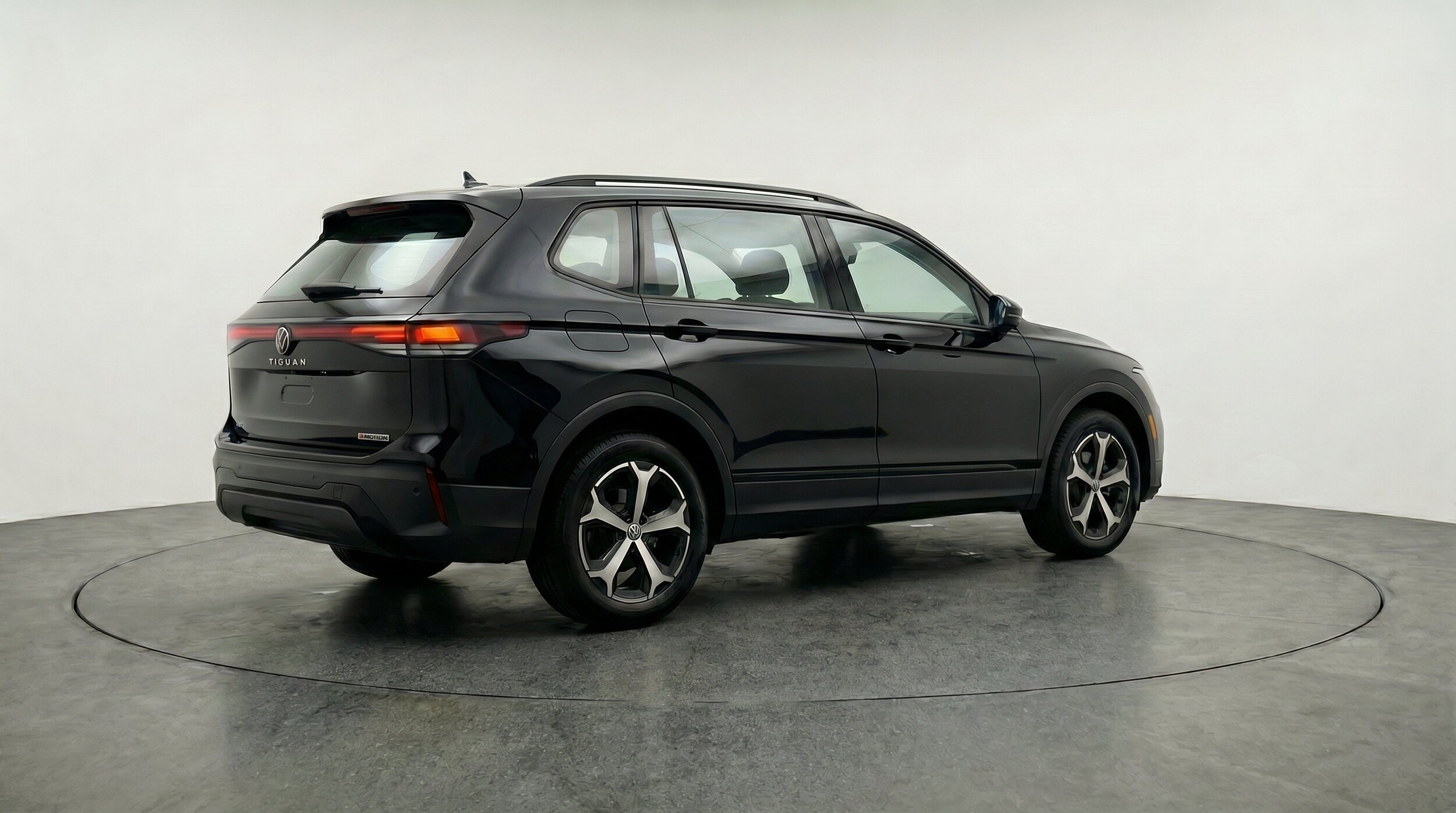 Thumbnail: 2026 Volkswagen Tiguan - 9