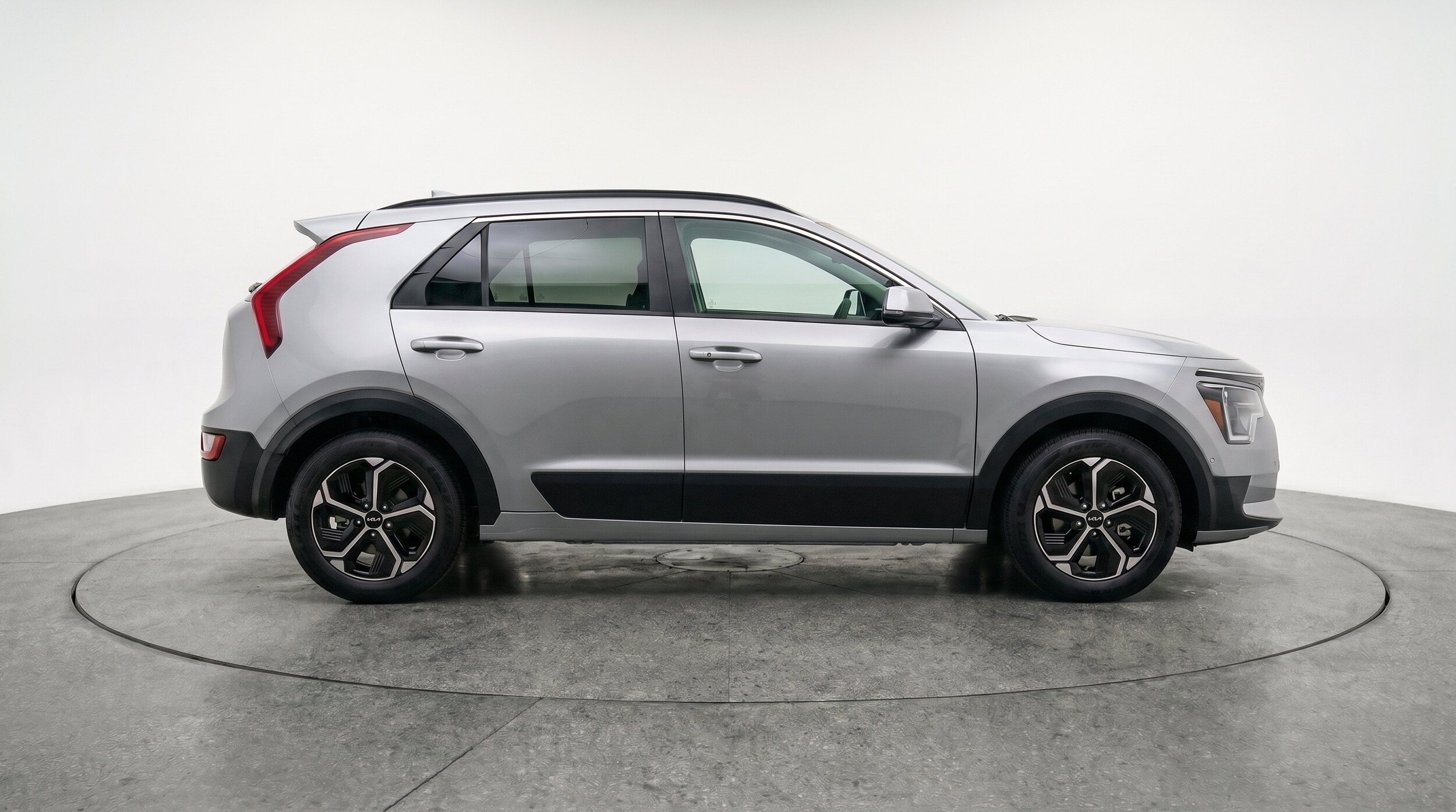 Thumbnail: 2026 Kia Niro - 11