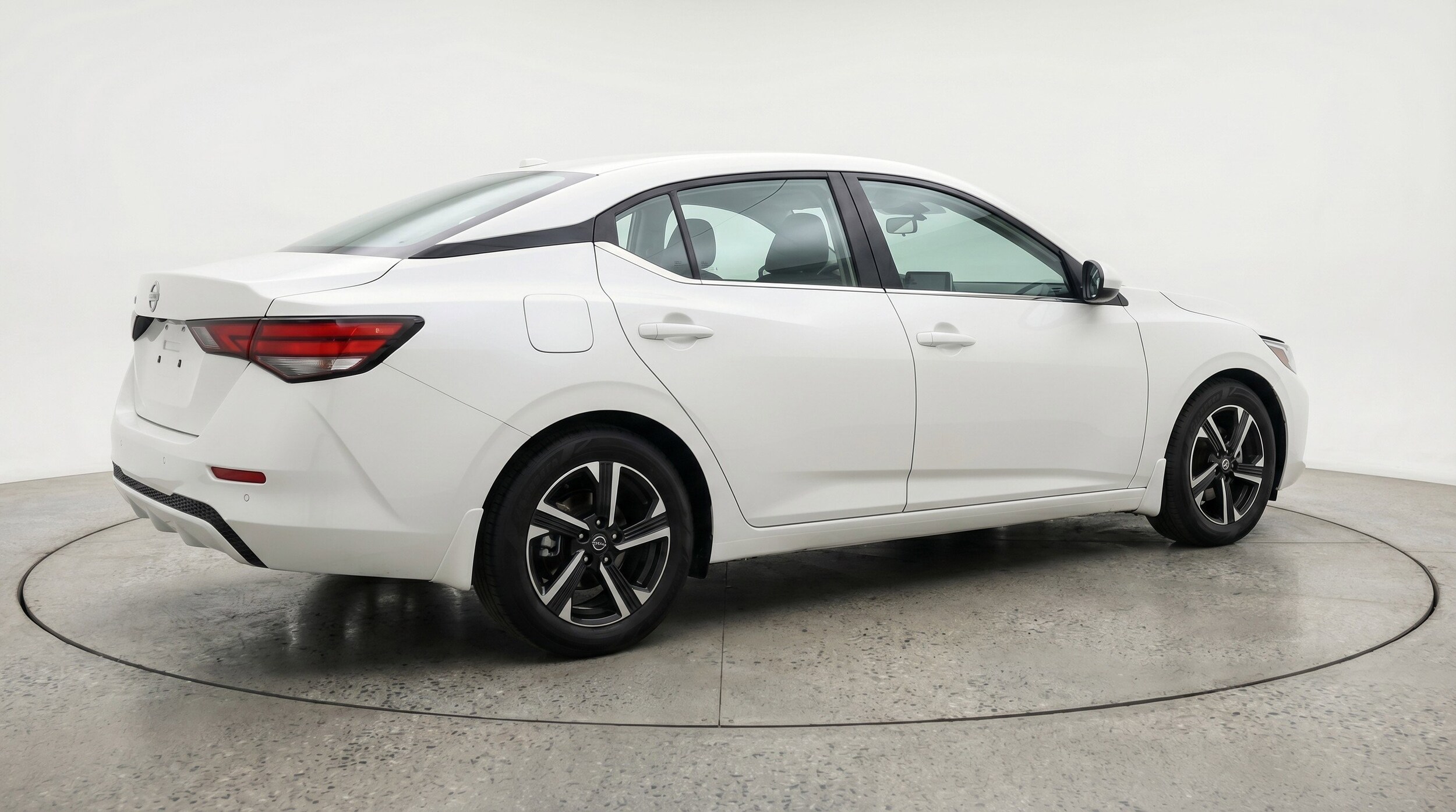 Thumbnail: 2025 Nissan Sentra - 9