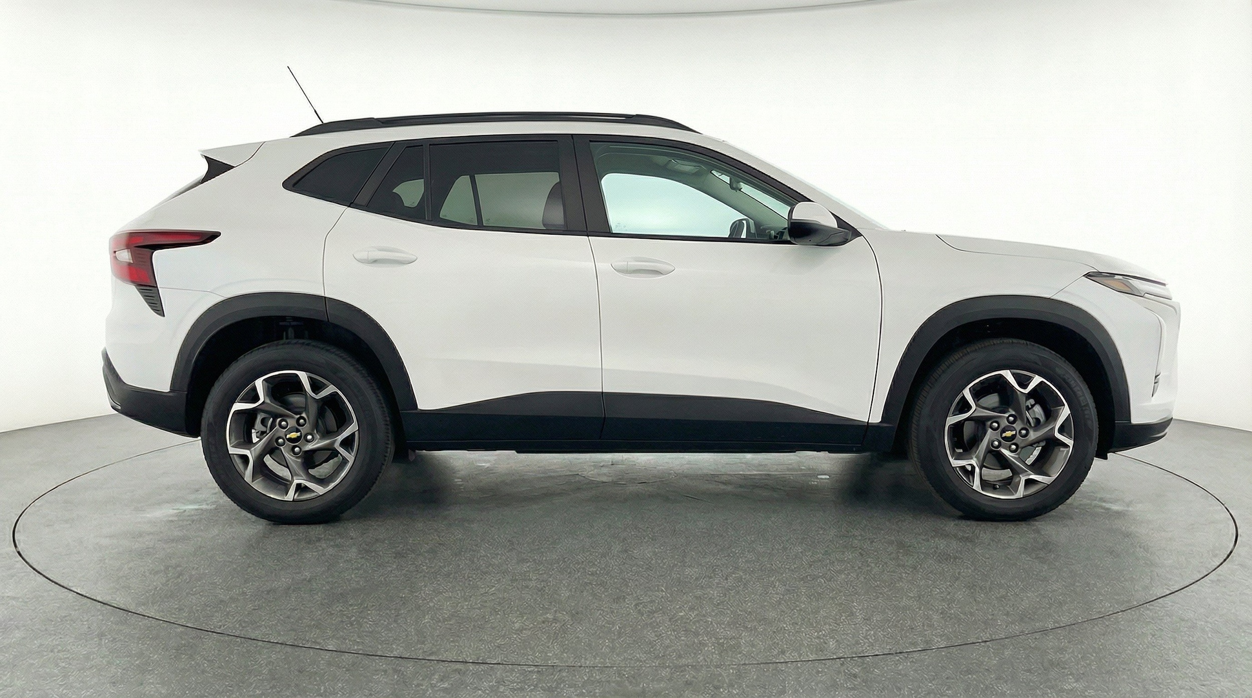 Thumbnail: 2025 Chevrolet Trax - 11