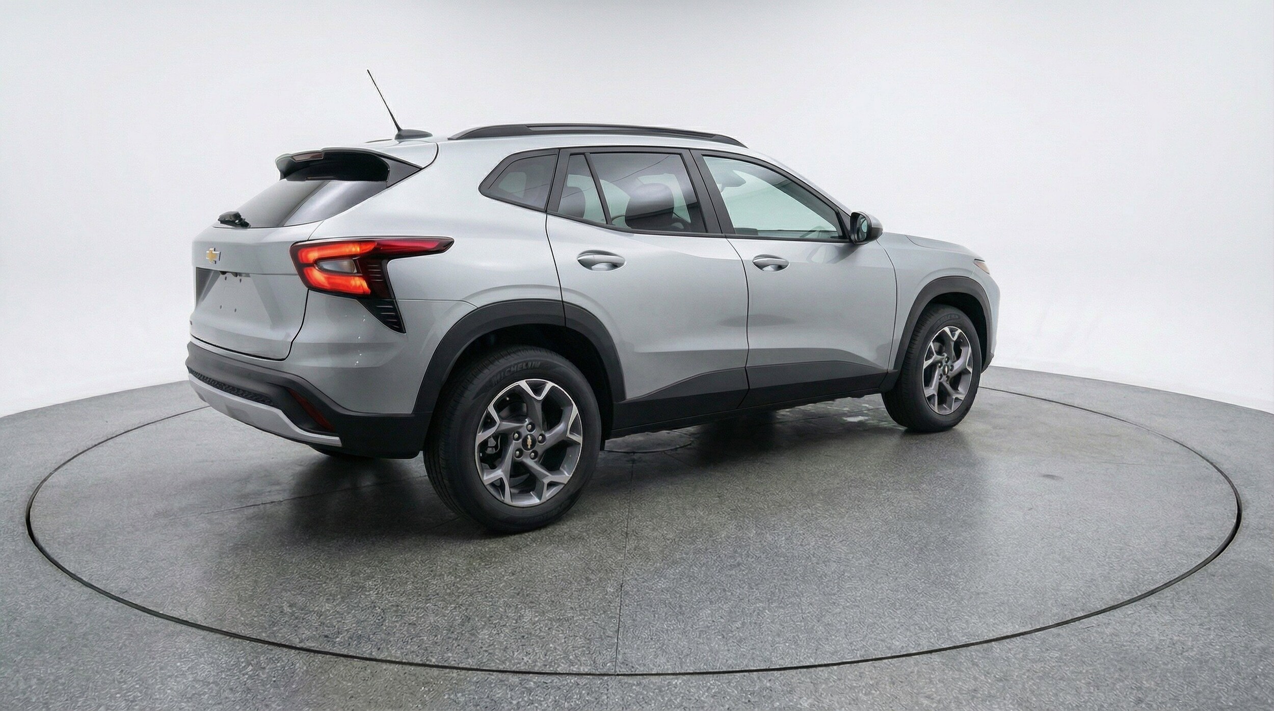 Thumbnail: 2025 Chevrolet Trax - 9