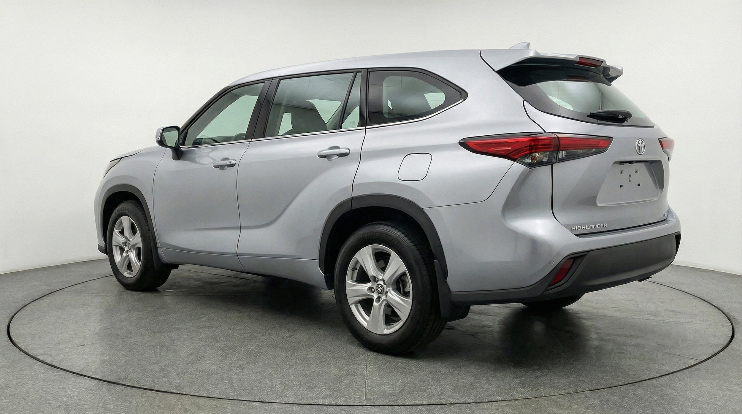 Thumbnail: 2025 Toyota Highlander - 6