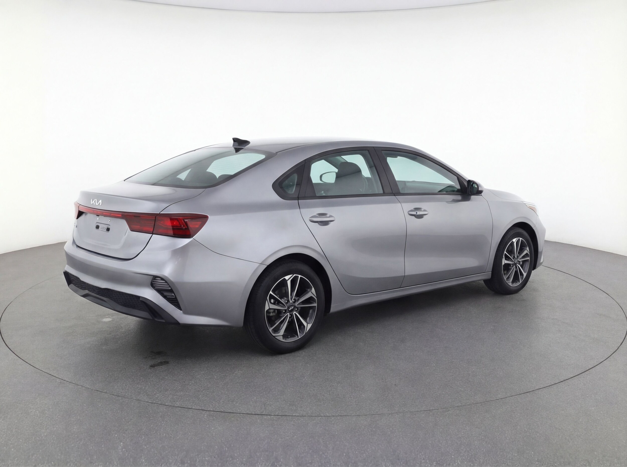 Thumbnail: 2023 Kia Forte - 7