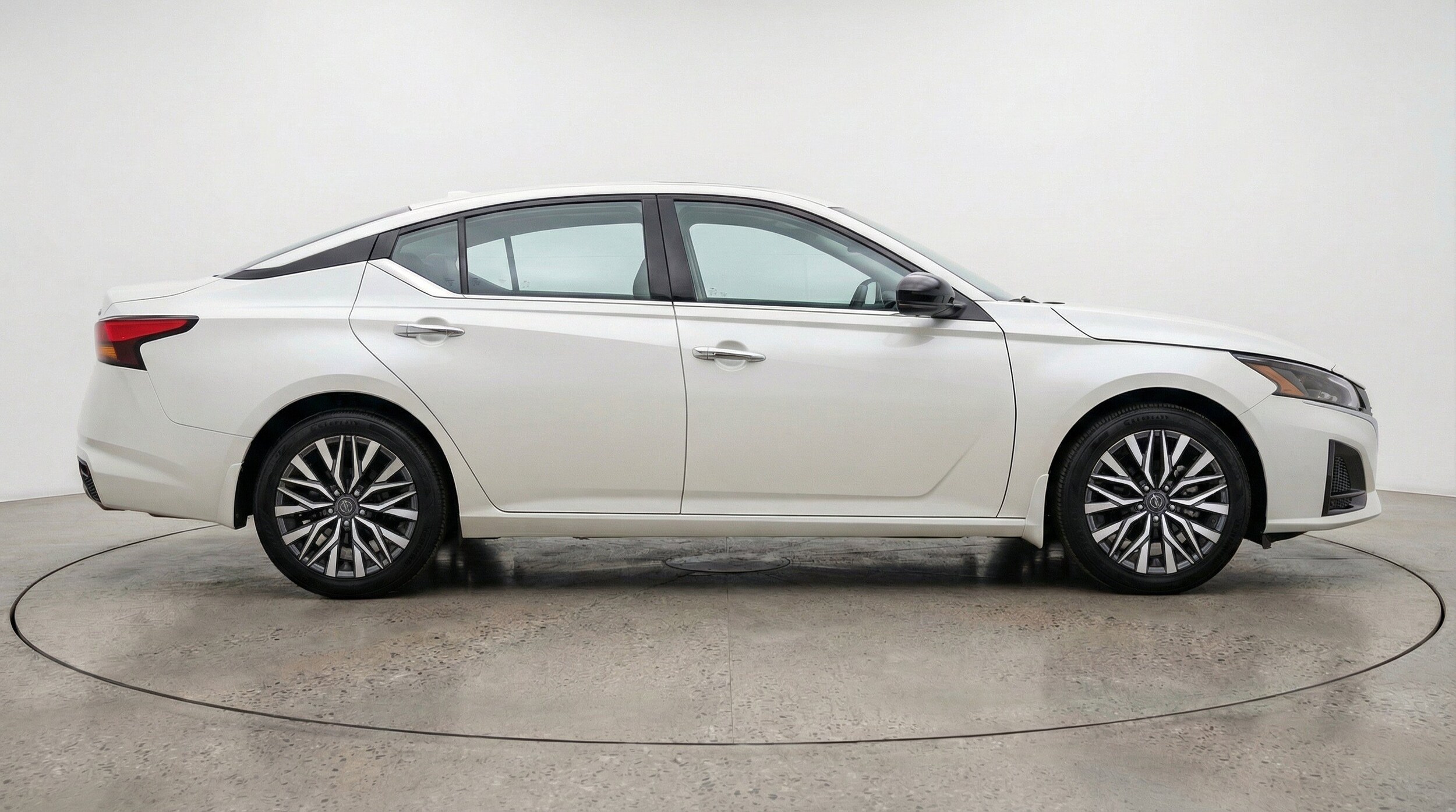Thumbnail: 2025 Nissan Altima - 11