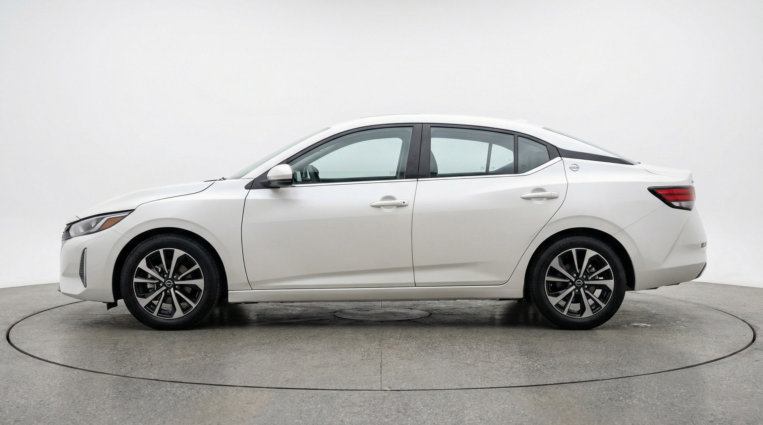Thumbnail: 2025 Nissan Sentra - 5