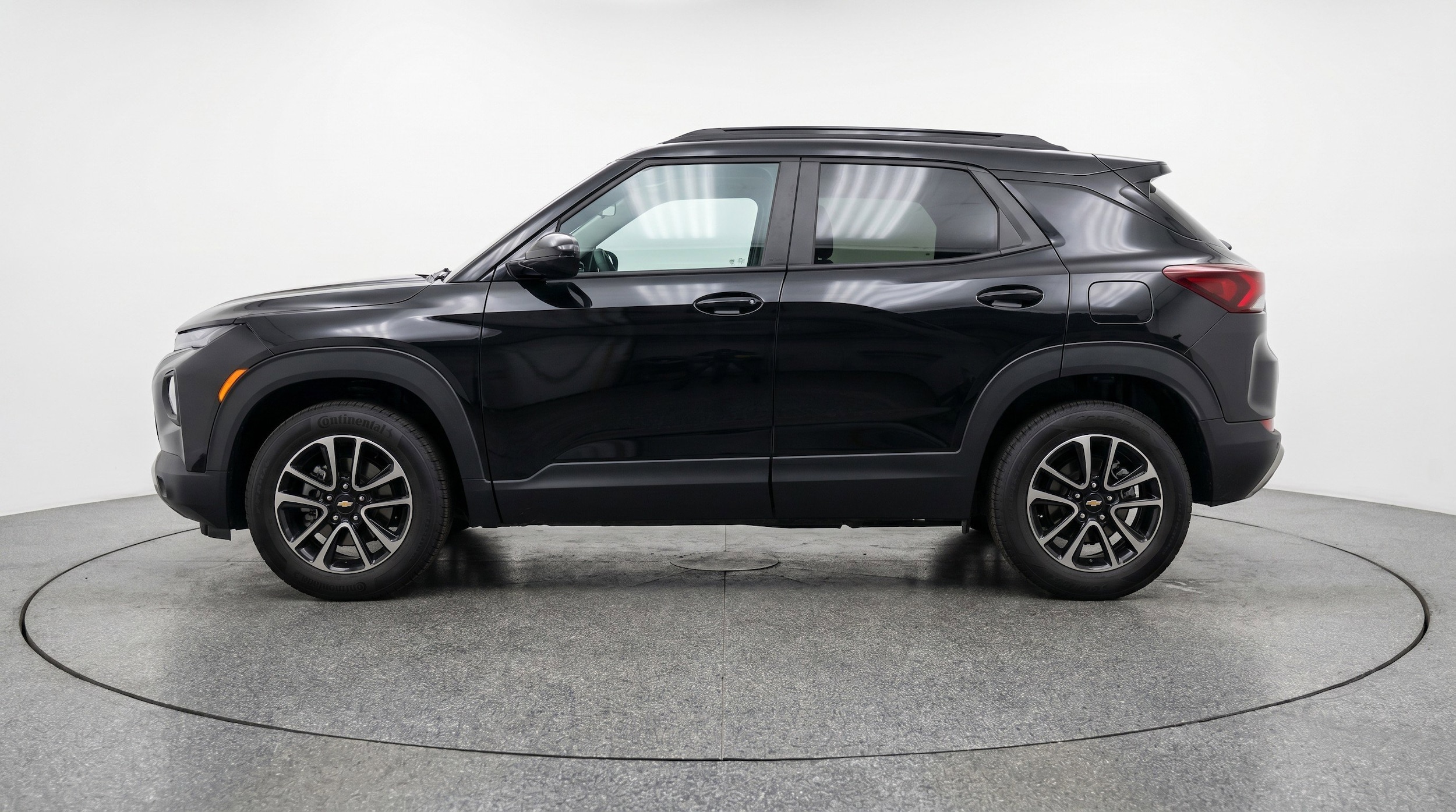 Thumbnail: 2025 Chevrolet TrailBlazer - 5