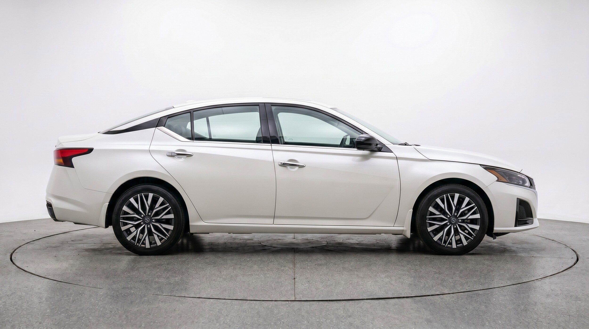Thumbnail: 2025 Nissan Altima - 11