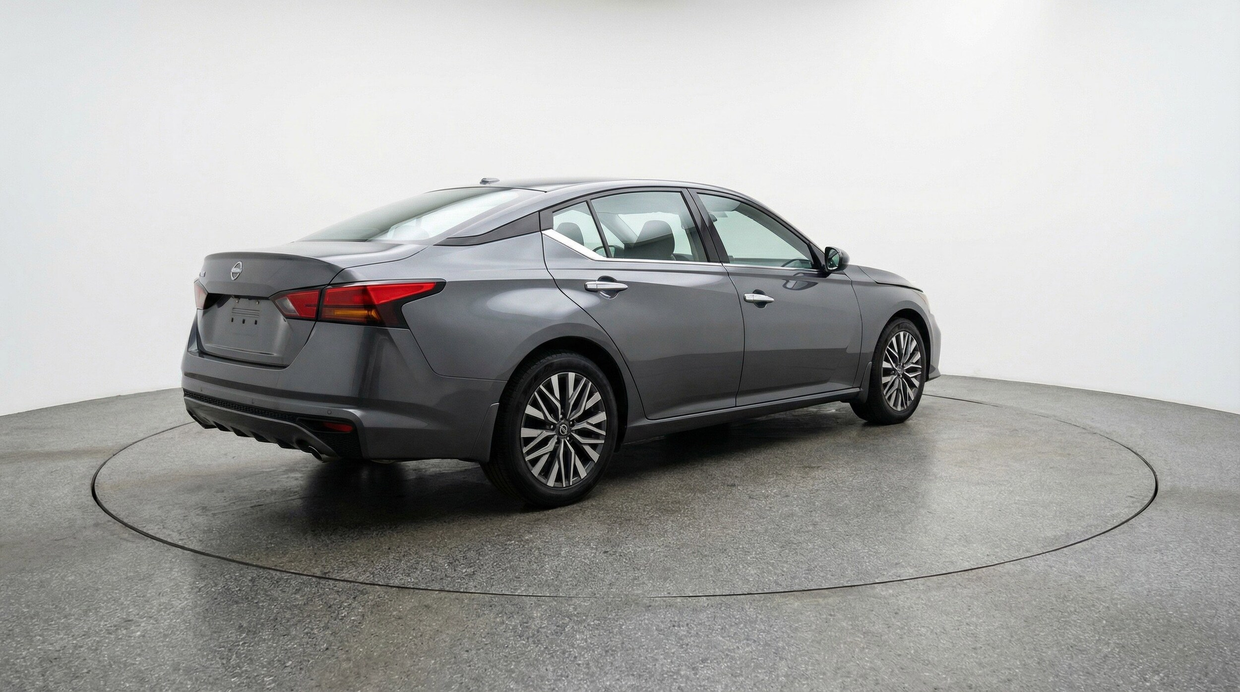 Thumbnail: 2025 Nissan Altima - 9
