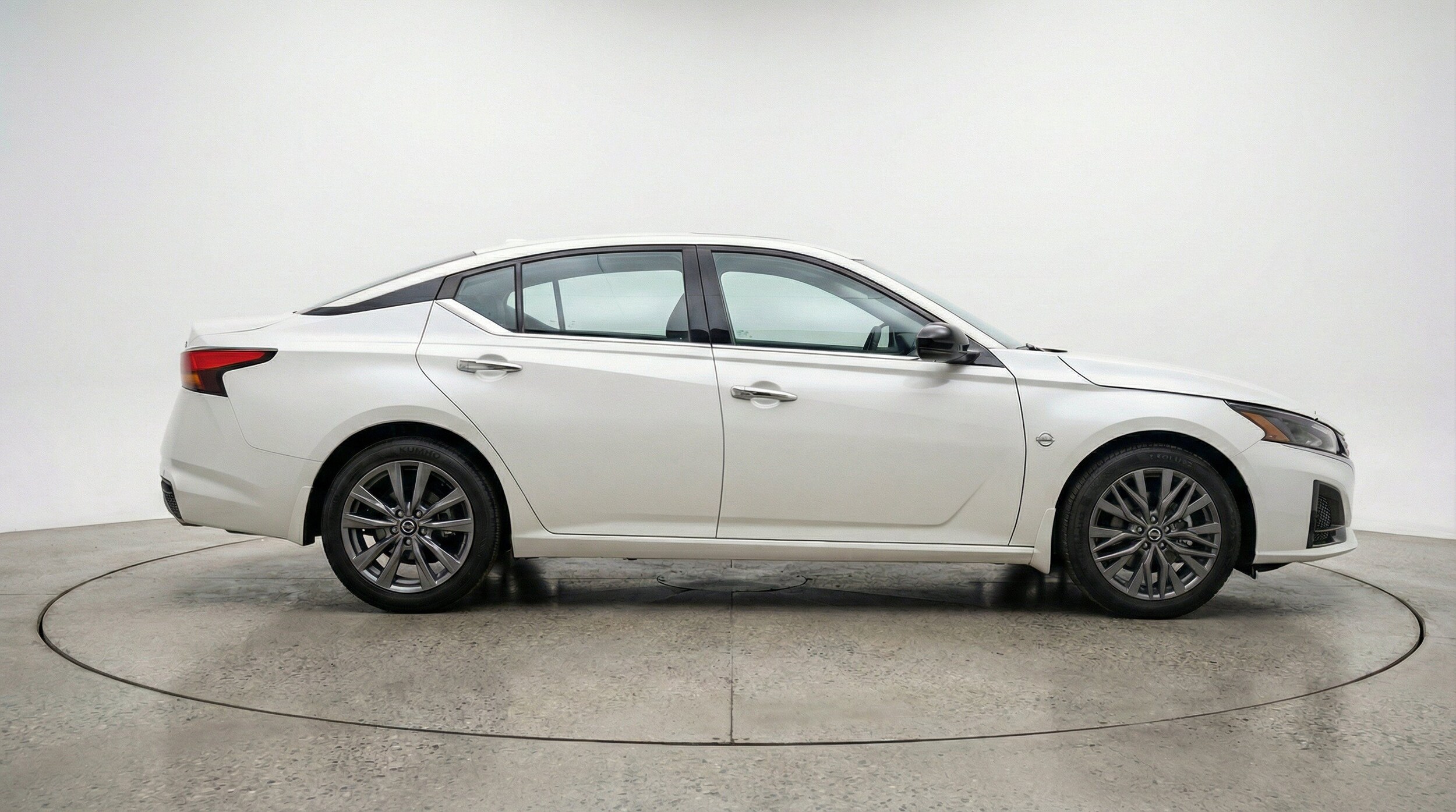 Thumbnail: 2025 Nissan Altima - 11
