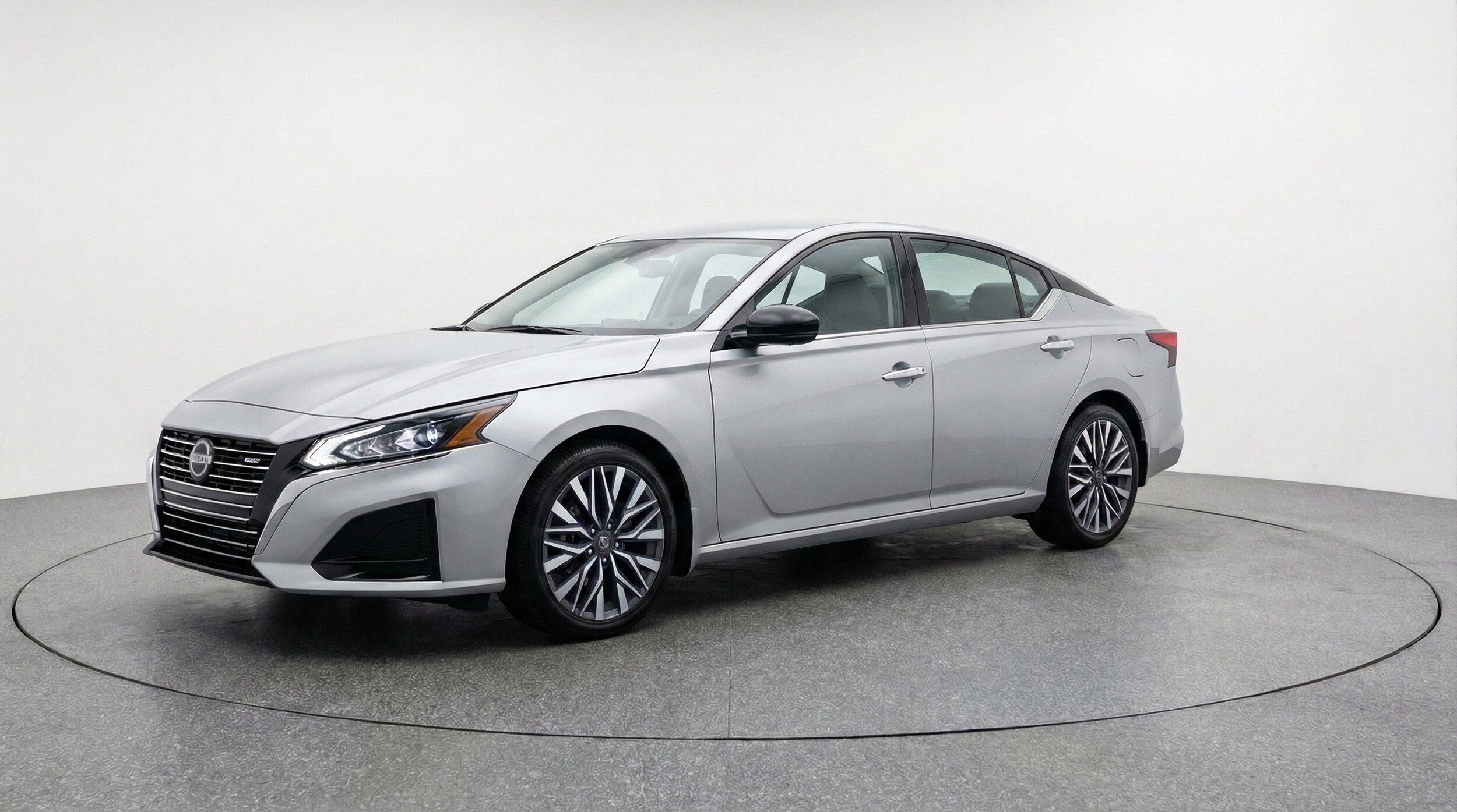 Thumbnail: 2025 Nissan Altima - 3