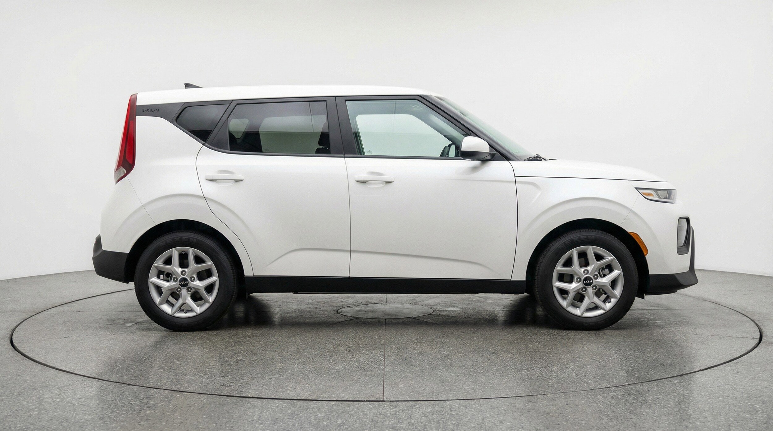 Thumbnail: 2025 Kia Soul - 11