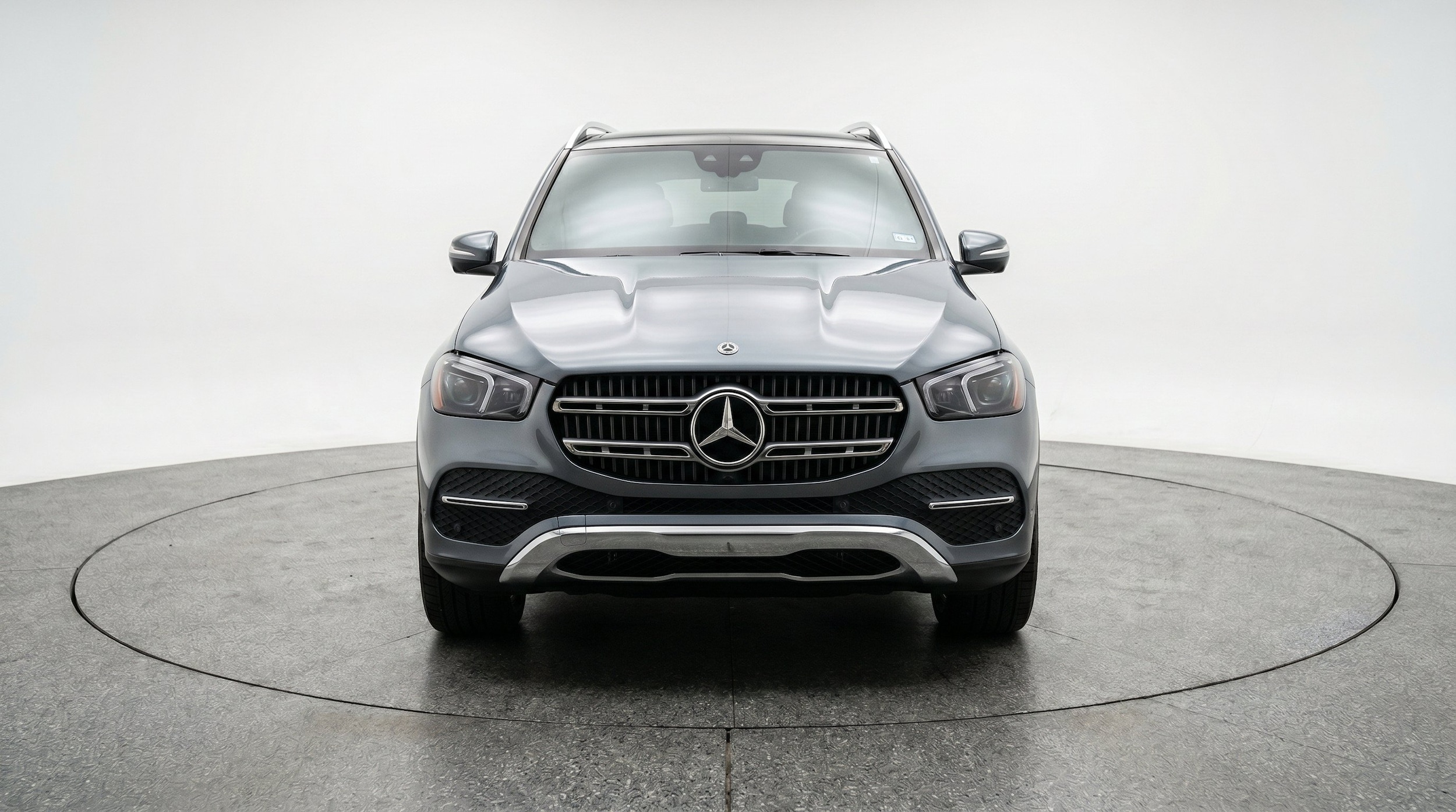 Thumbnail: 2026 Mercedes-Benz GLE - 2