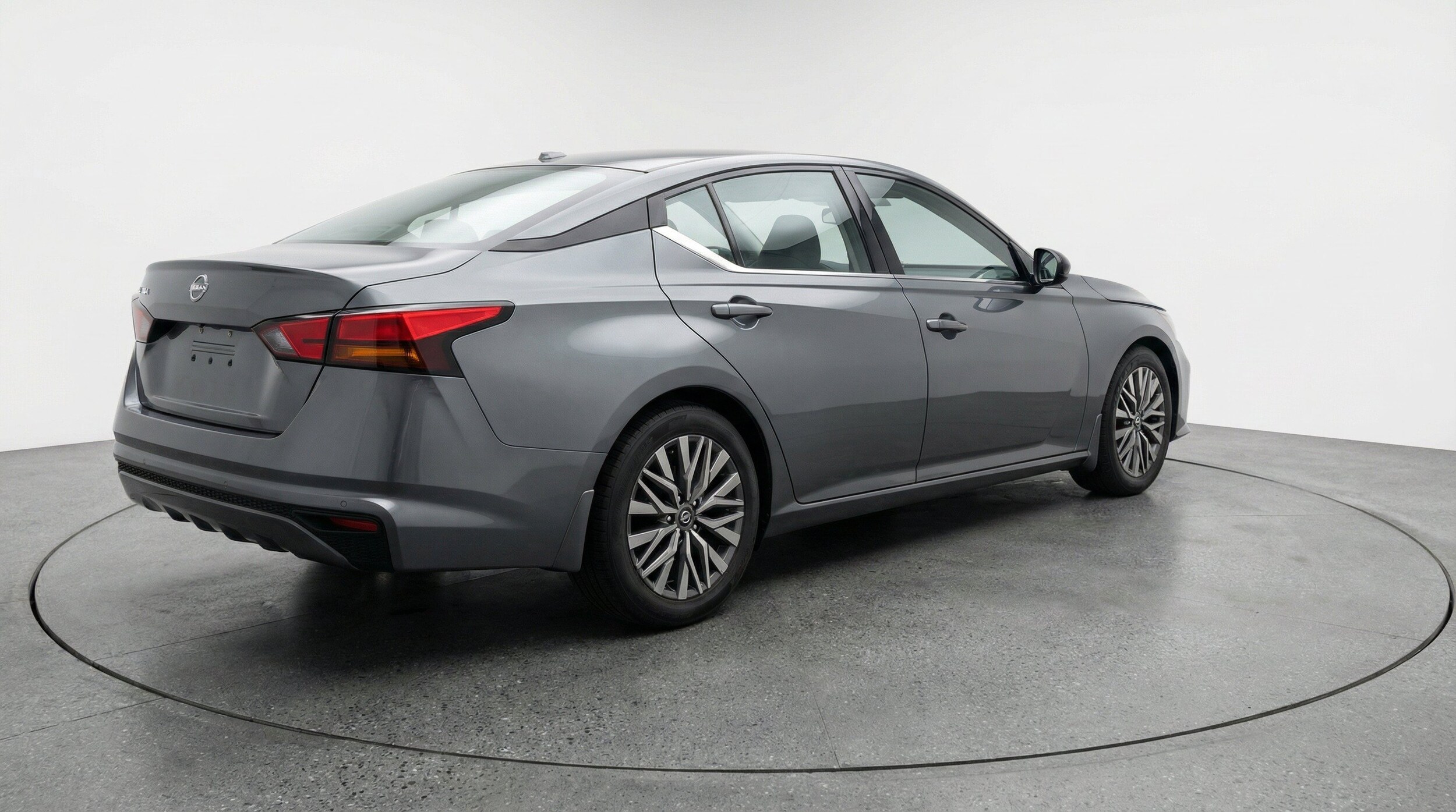 Thumbnail: 2025 Nissan Altima - 9