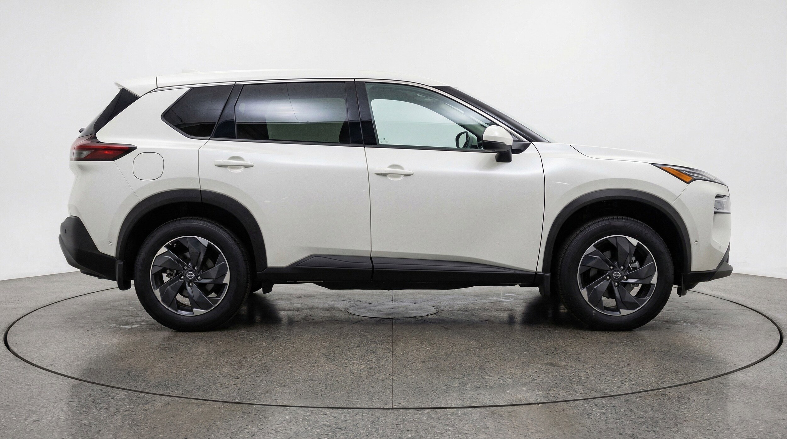 Thumbnail: 2025 Nissan Rogue - 11