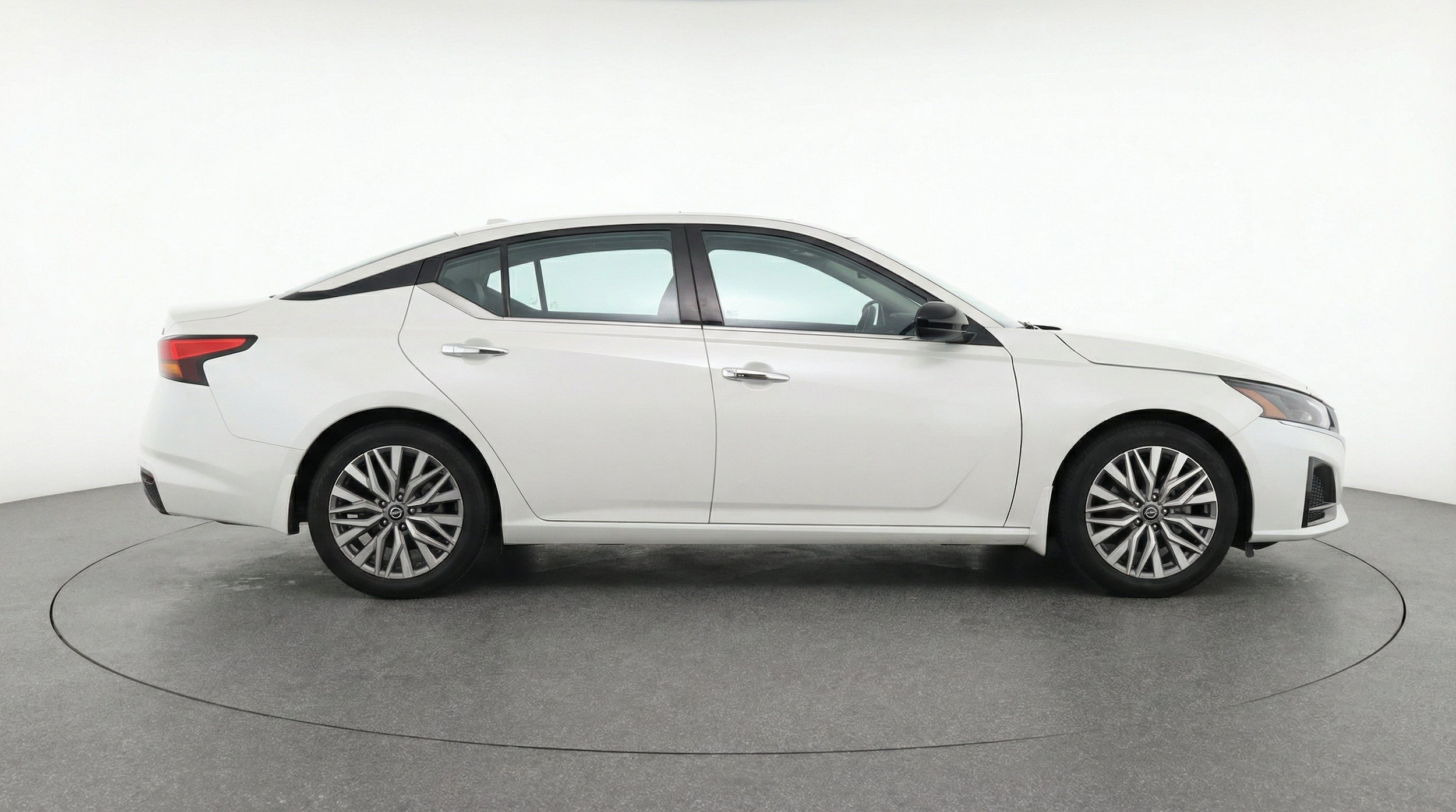 Thumbnail: 2025 Nissan Altima - 11