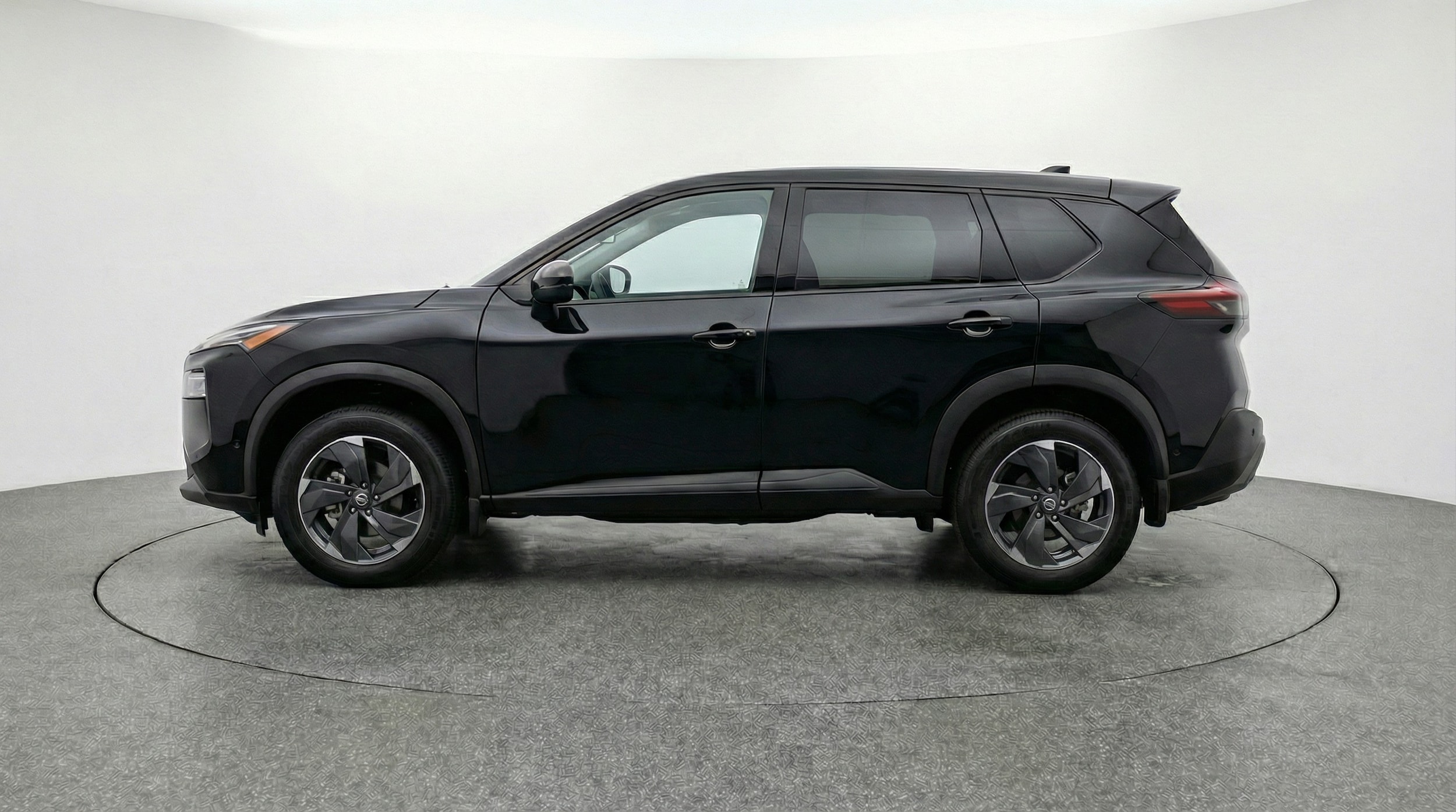 Thumbnail: 2025 Nissan Rogue - 4